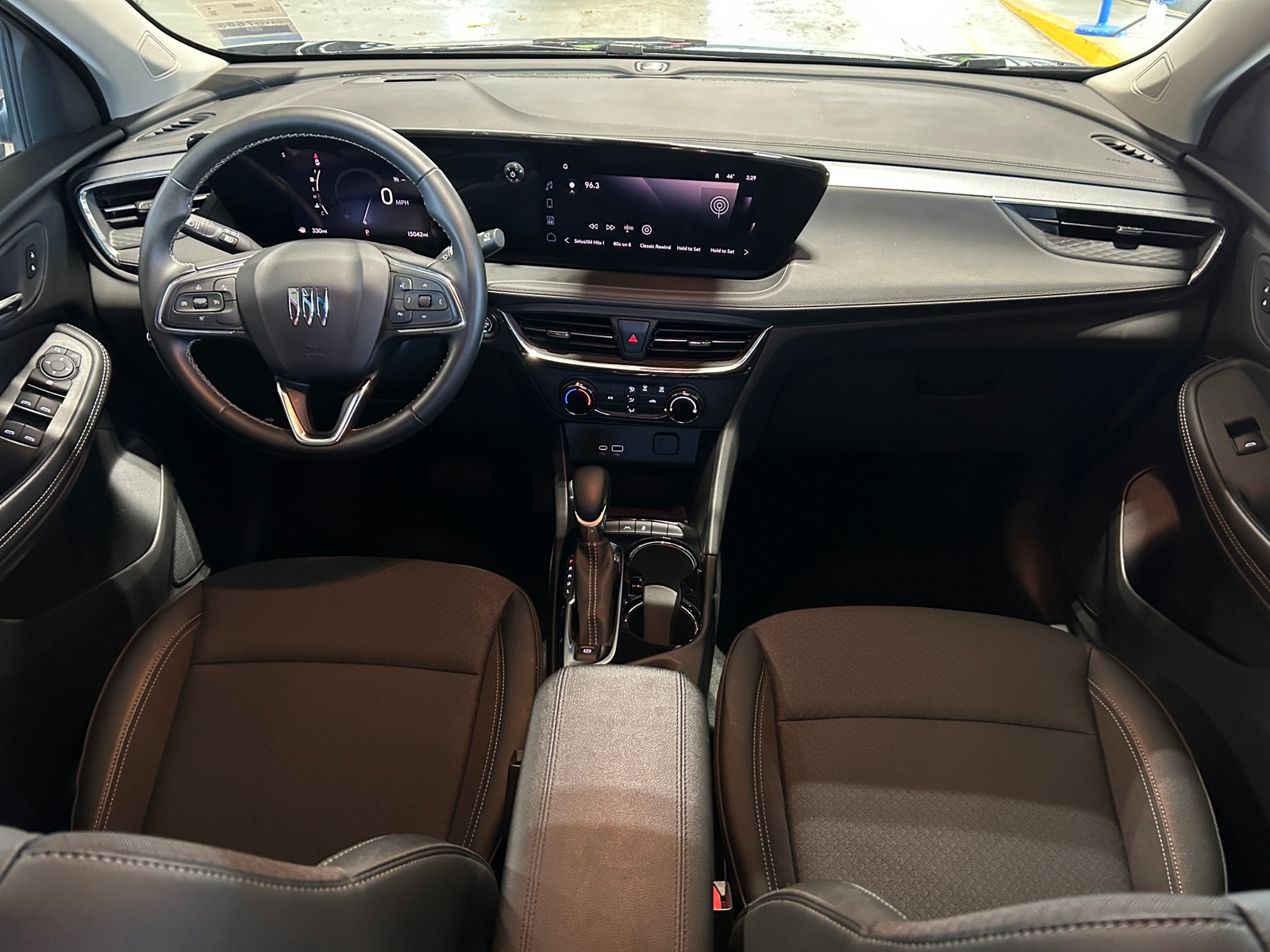 Thumbnail: 2025 Buick Encore GX - 3