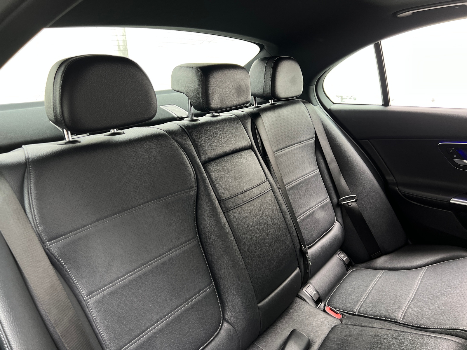 Thumbnail: 2025 Mercedes-Benz C-Class - 6