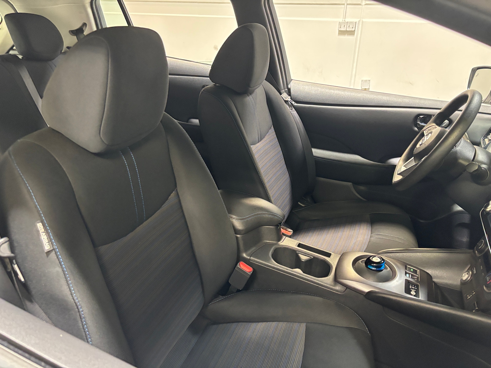 Thumbnail: 2022 Nissan Leaf - 2