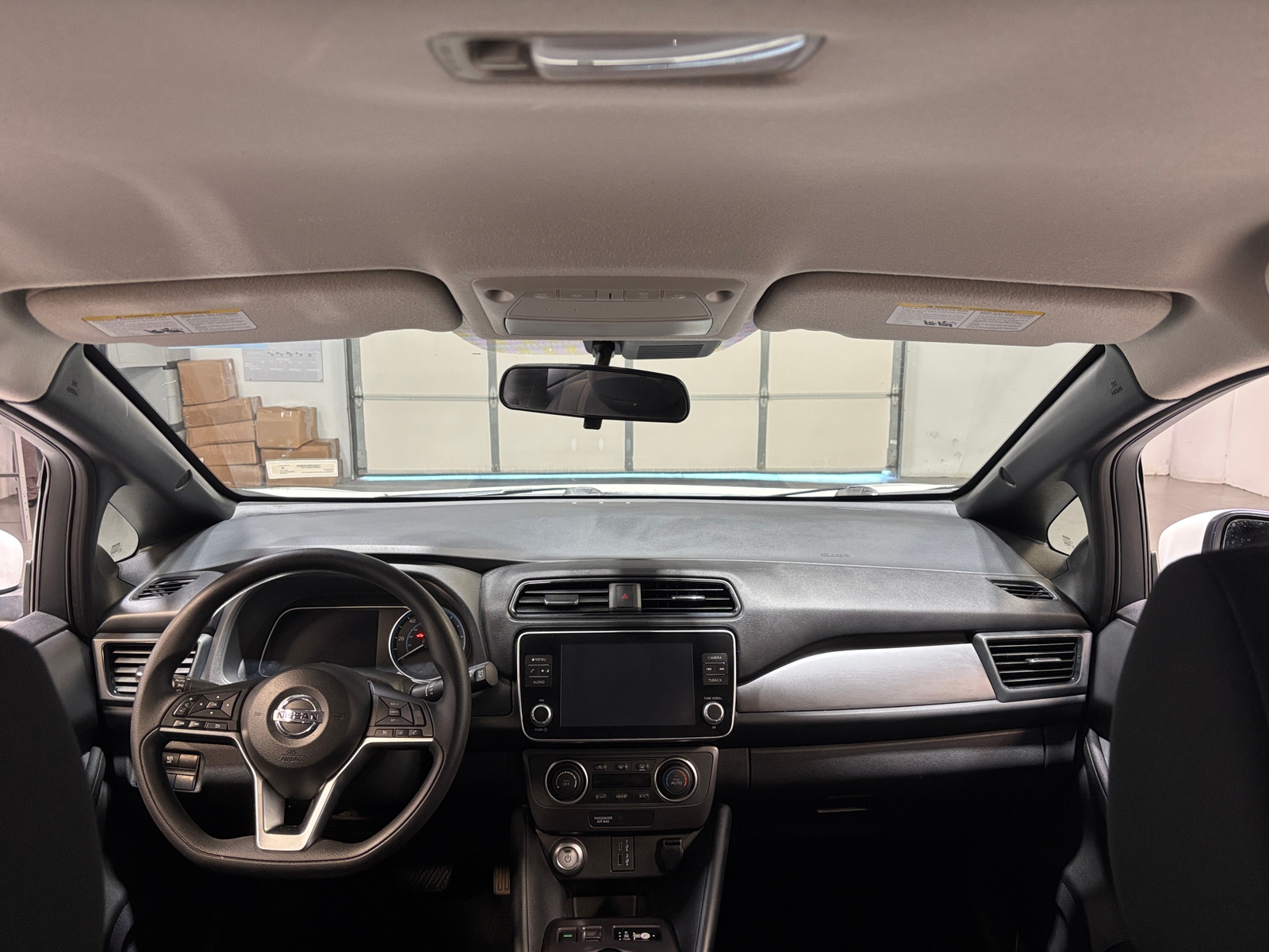 Thumbnail: 2022 Nissan Leaf - 3