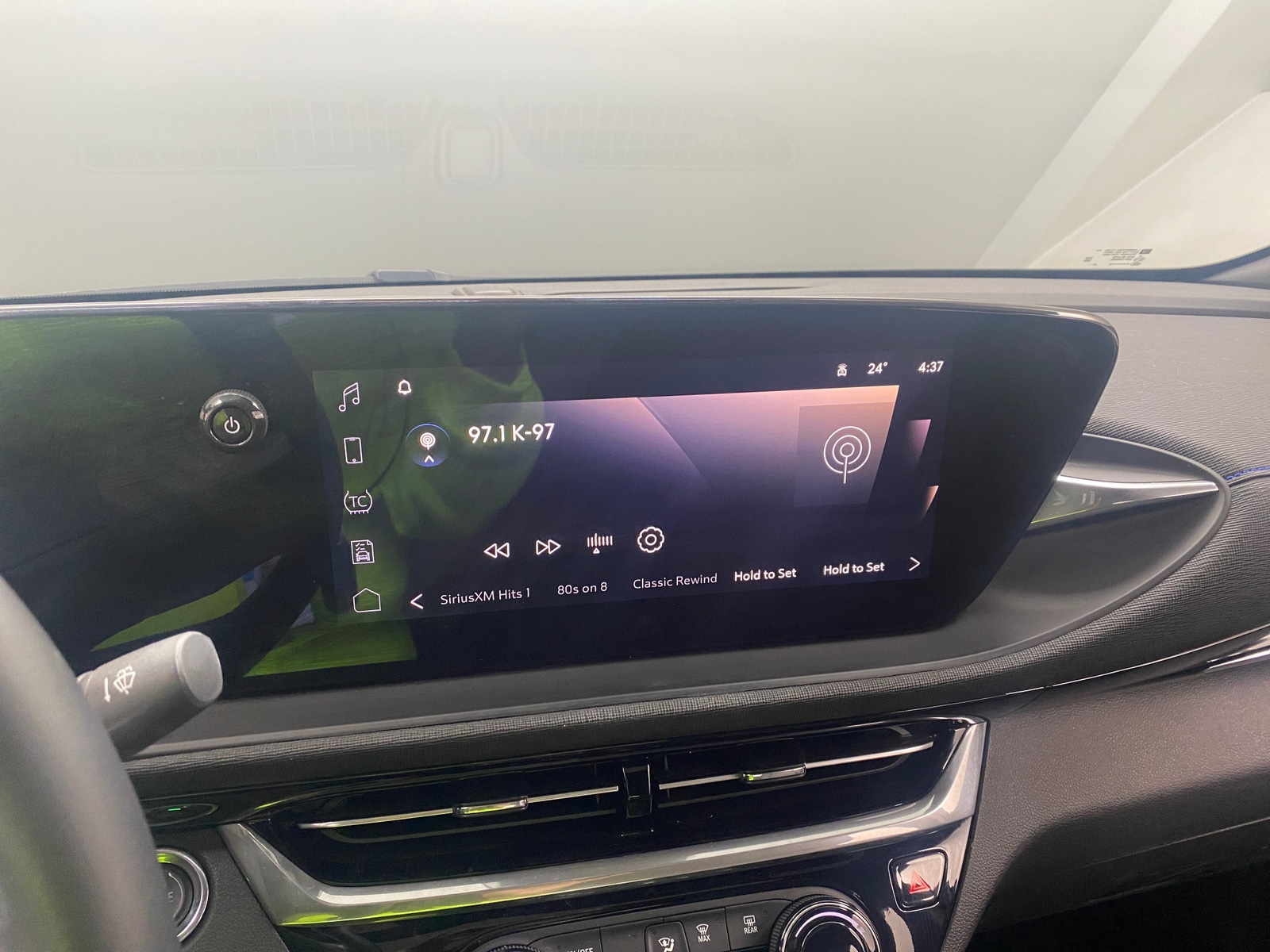 Thumbnail: 2024 Buick Envista - 3