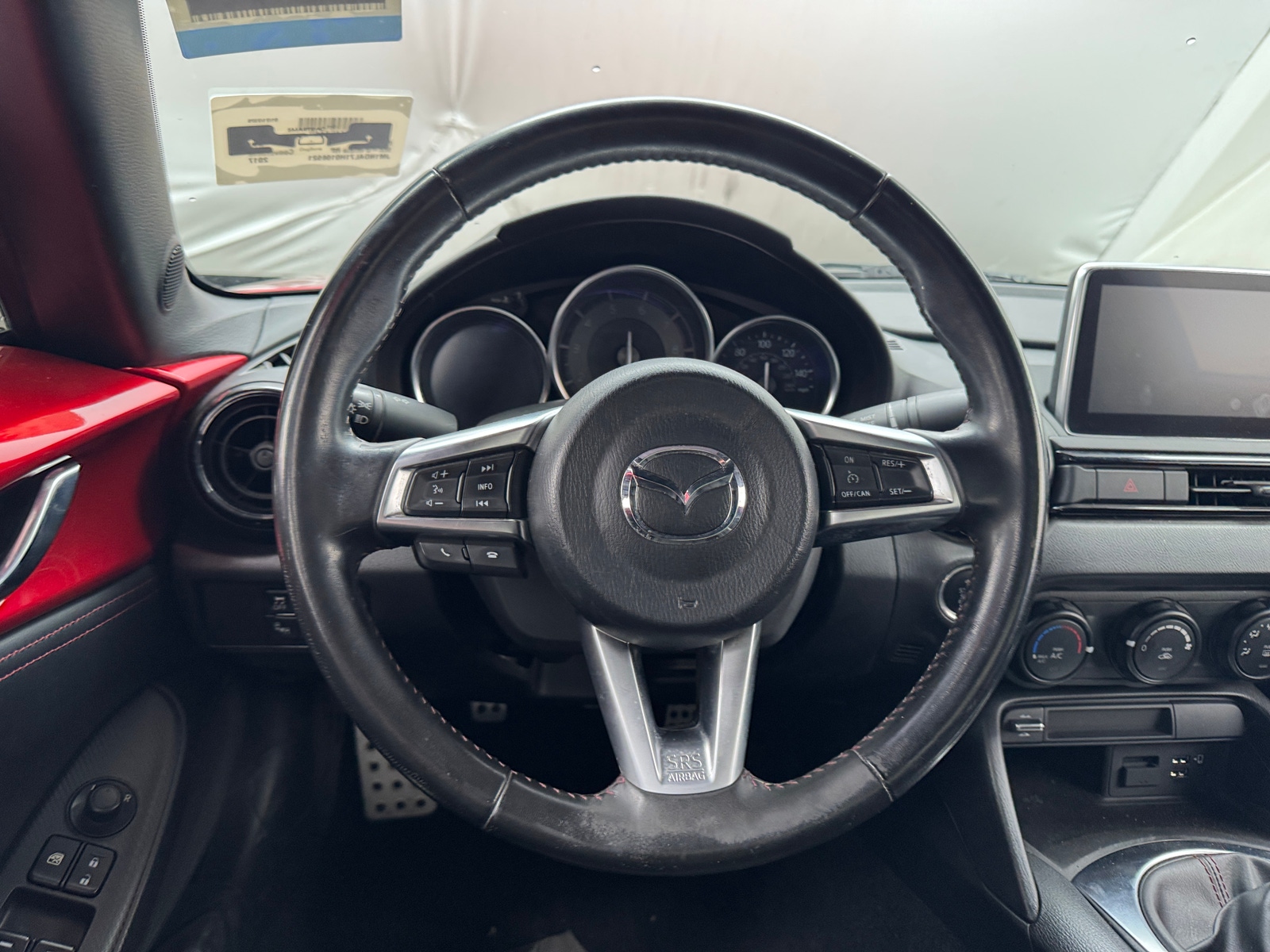 Thumbnail: 2017 Mazda MX-5 Miata - 5