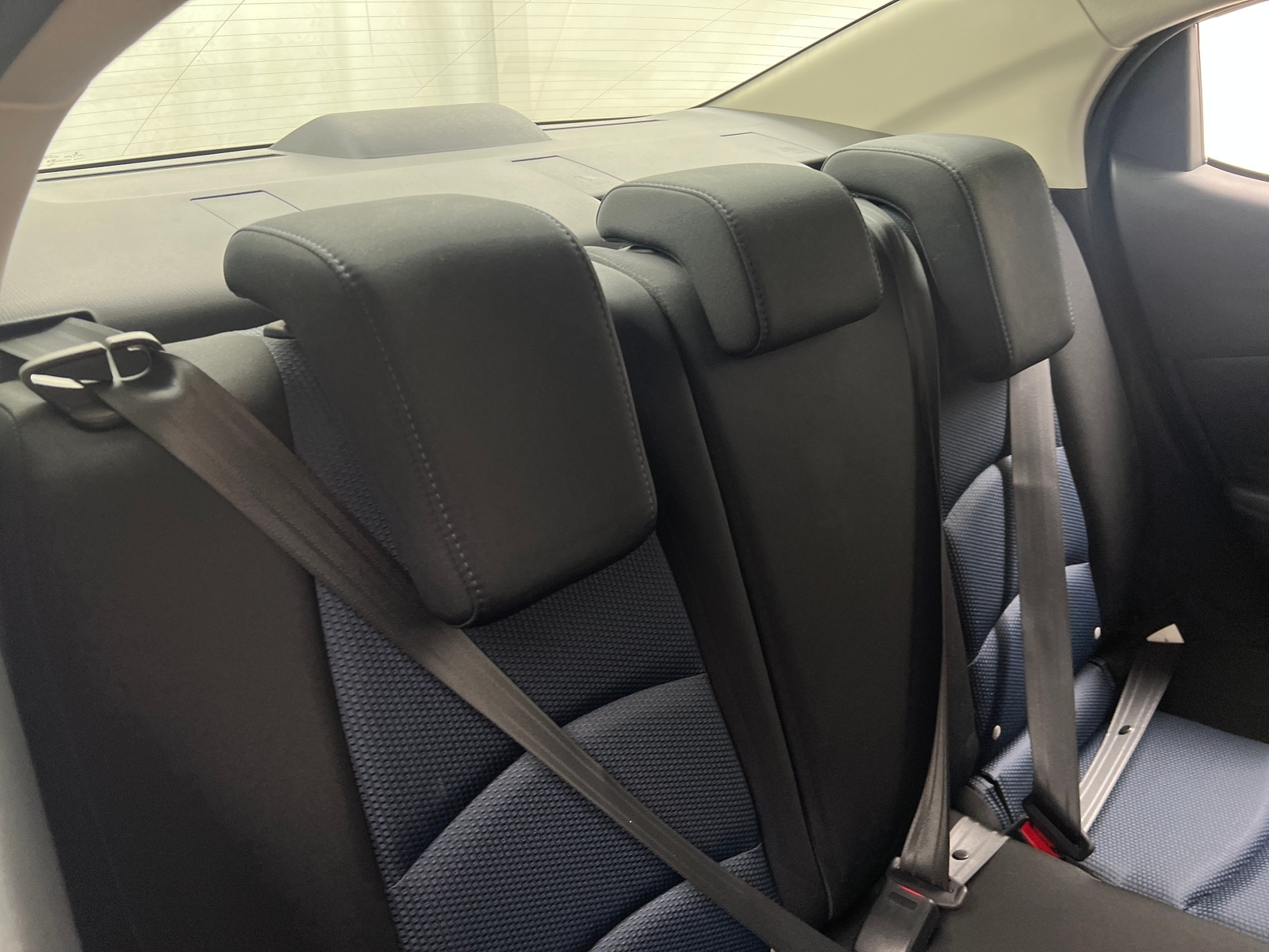 Thumbnail: 2017 Toyota Yaris iA - 6