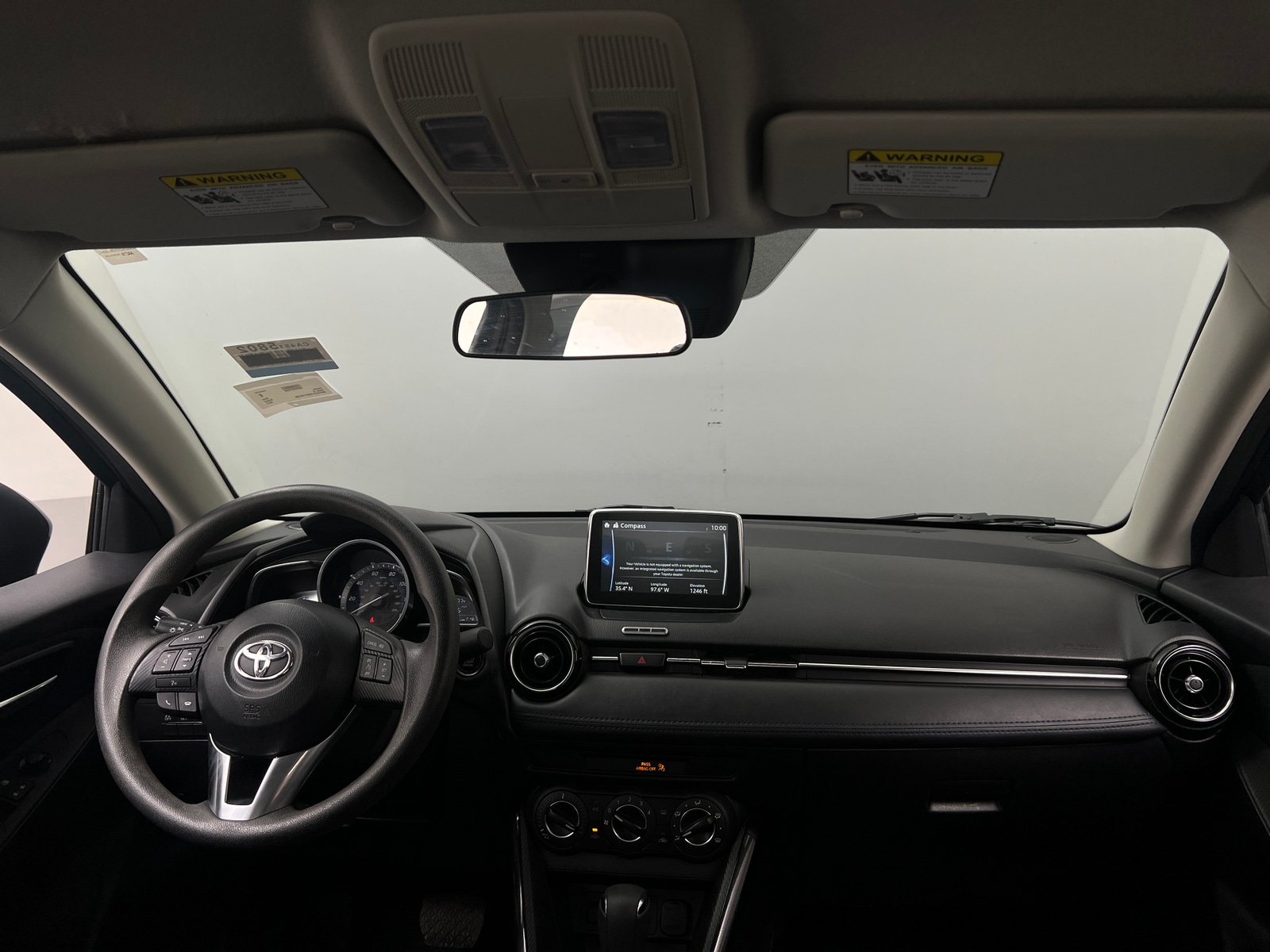 Thumbnail: 2017 Toyota Yaris iA - 3