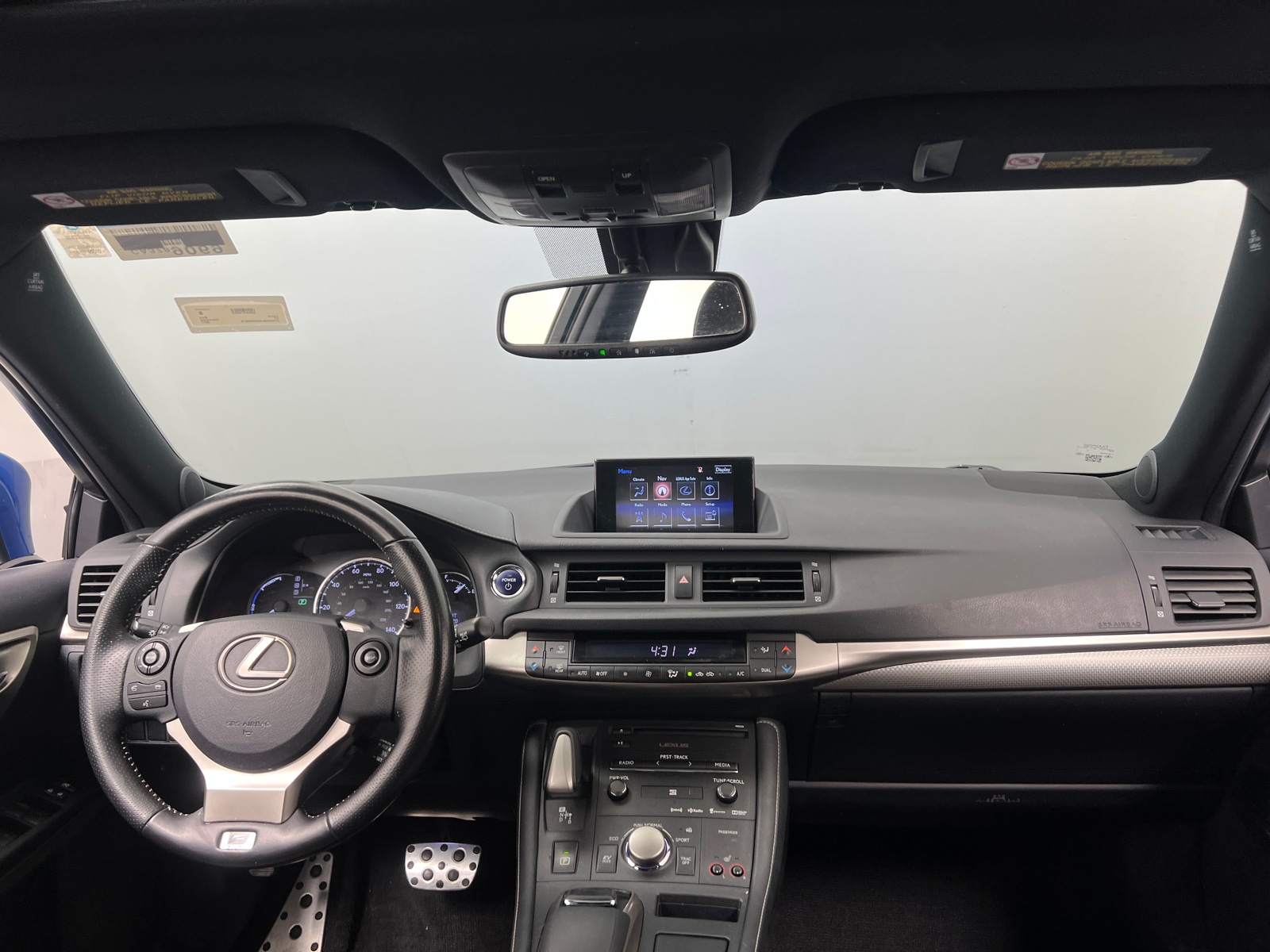 Thumbnail: 2017 Lexus CT - 2