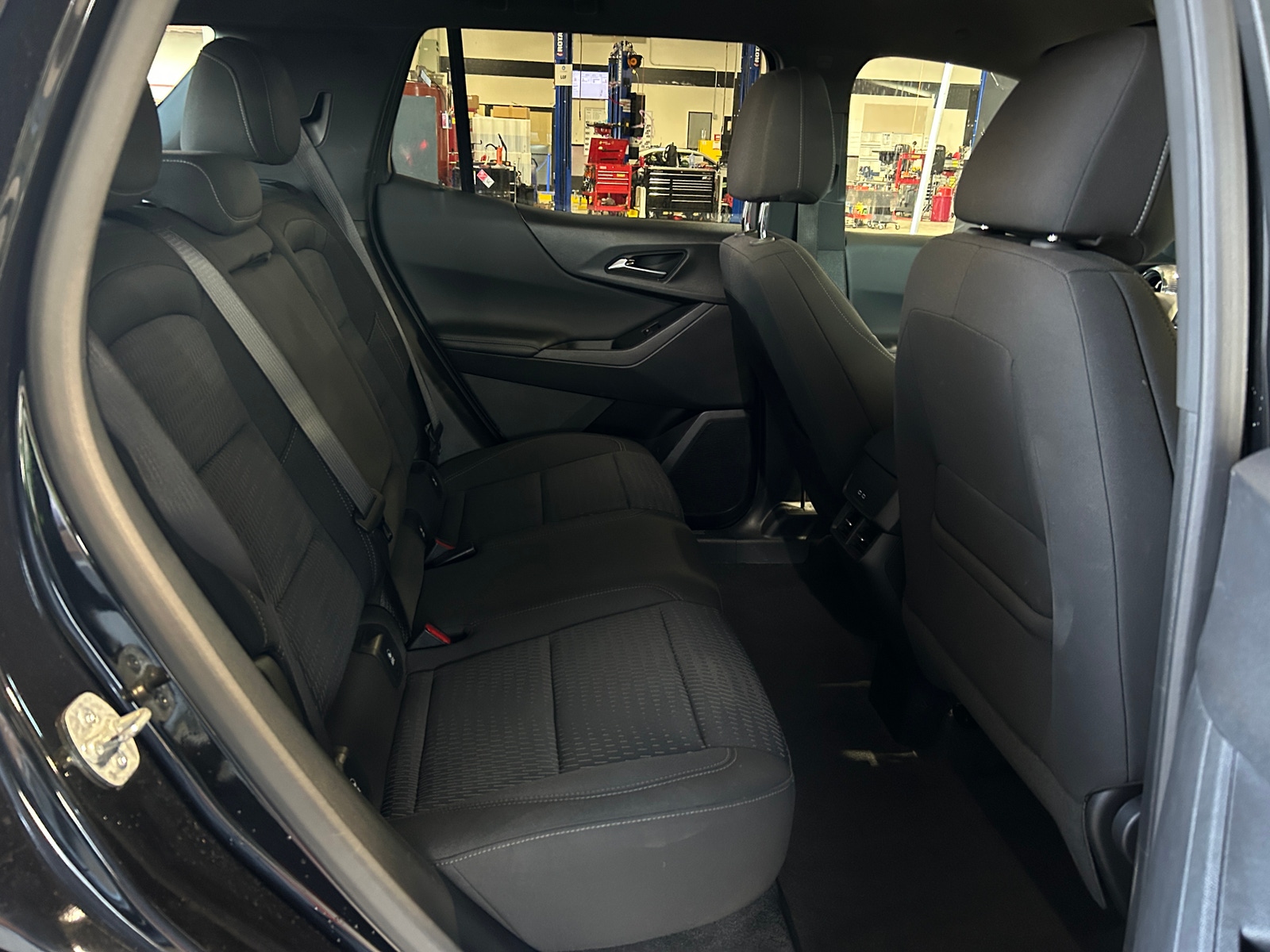 Thumbnail: 2025 Chevrolet Equinox - 6