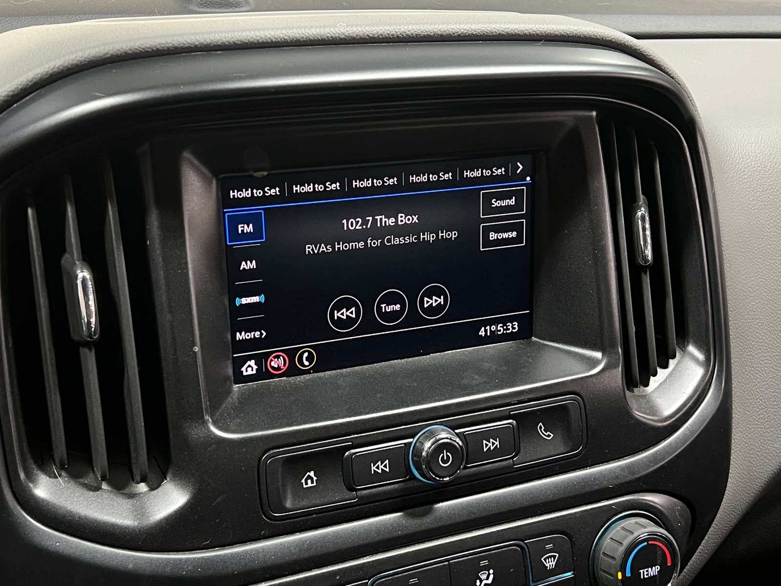 Thumbnail: 2022 Chevrolet Colorado - 4