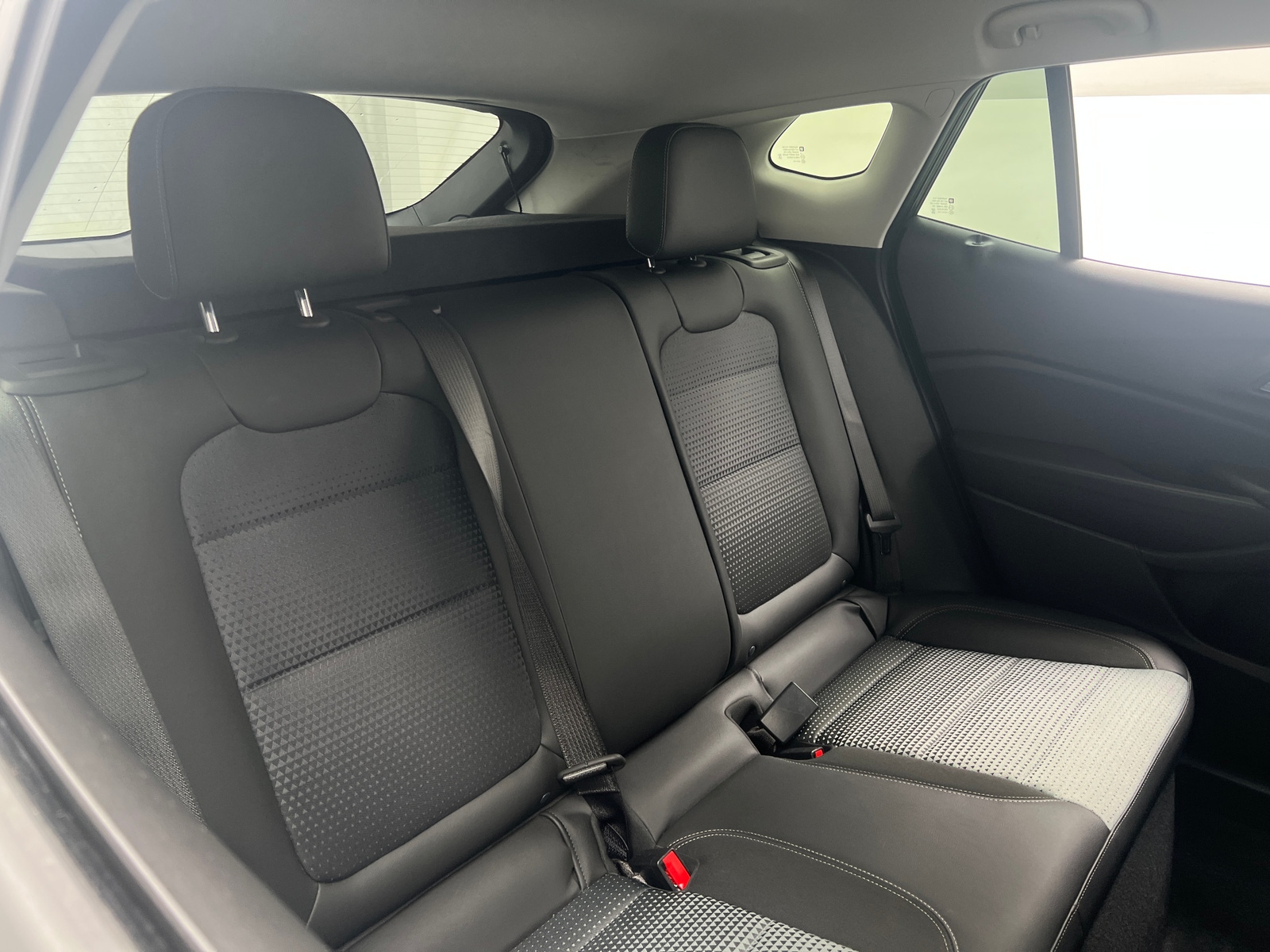 Thumbnail: 2025 Chevrolet Trax - 6