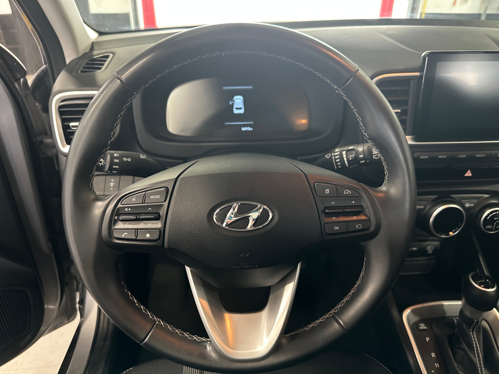 Thumbnail: 2025 Hyundai Venue - 5