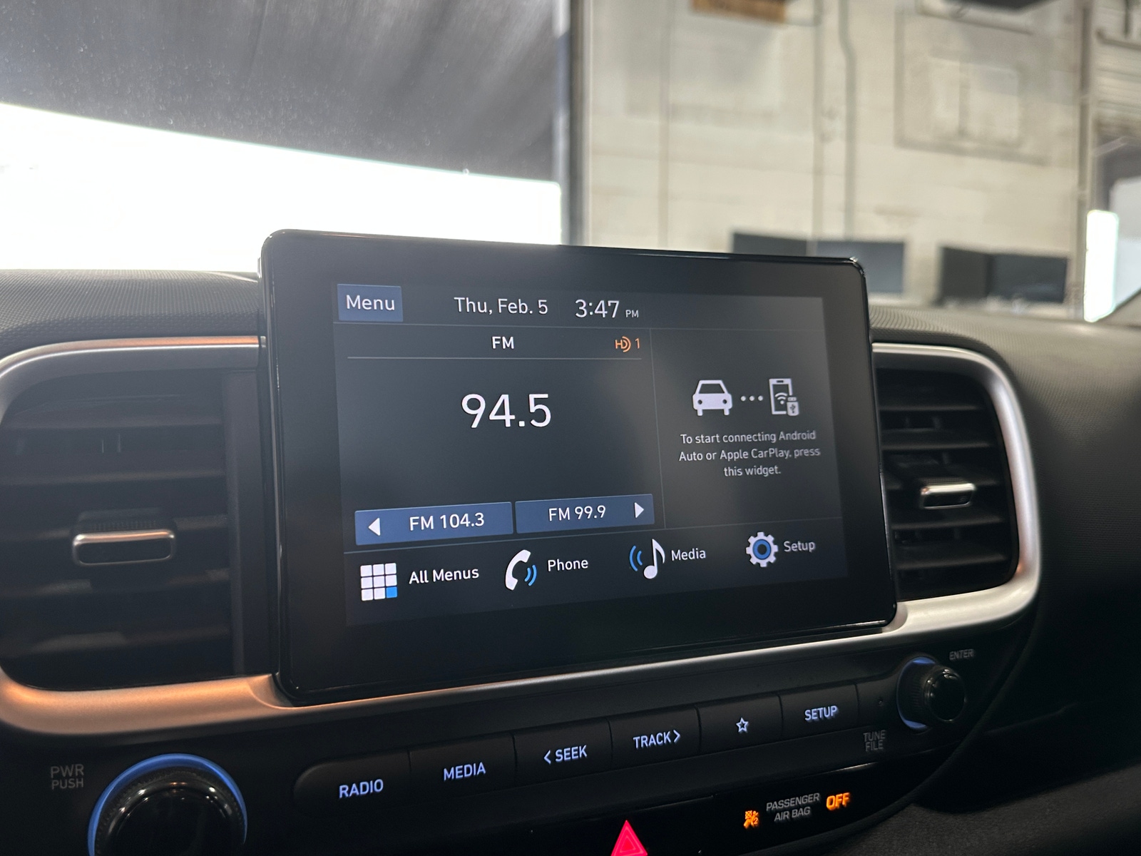 Thumbnail: 2025 Hyundai Venue - 4