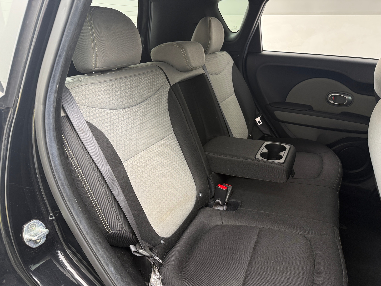 Thumbnail: 2016 Kia Soul - 6