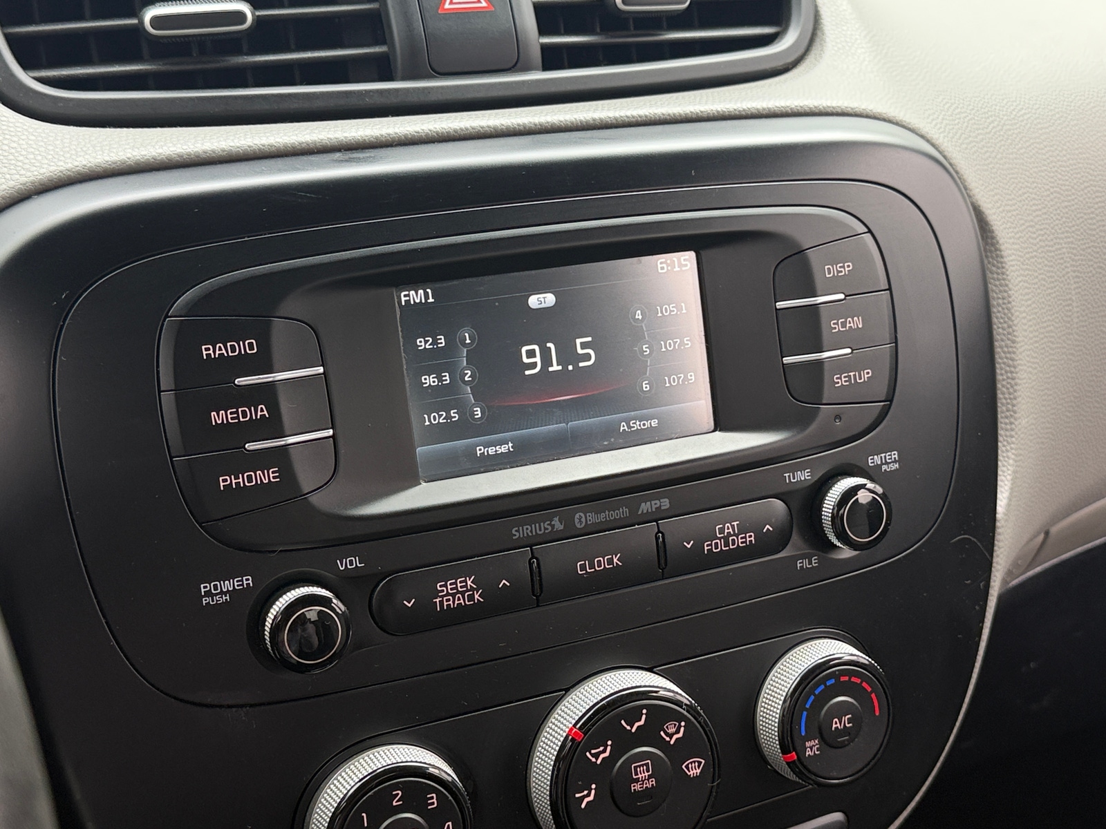 Thumbnail: 2016 Kia Soul - 4