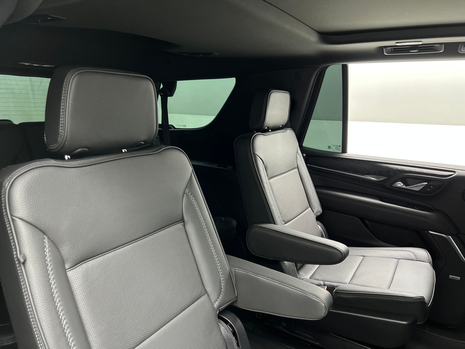 Thumbnail: 2023 GMC Yukon - 5