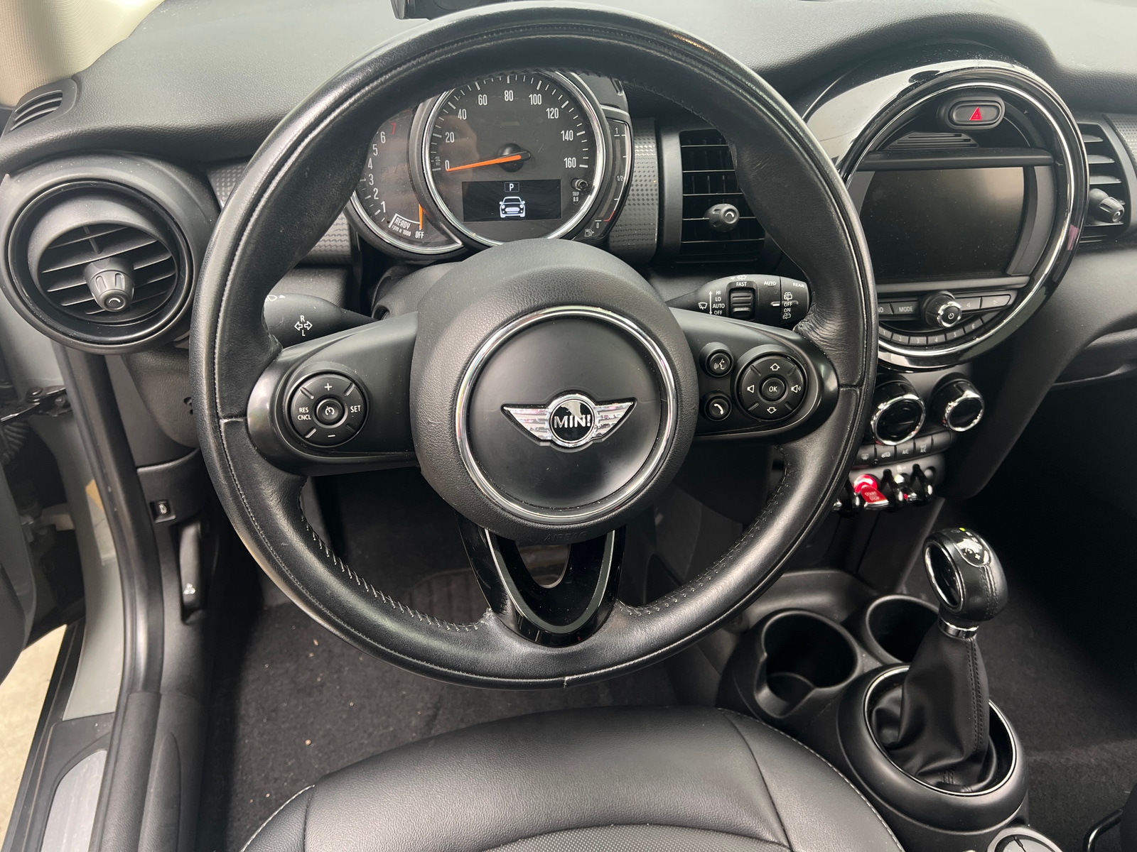 Thumbnail: 2018 MINI Cooper Hardtop - 4
