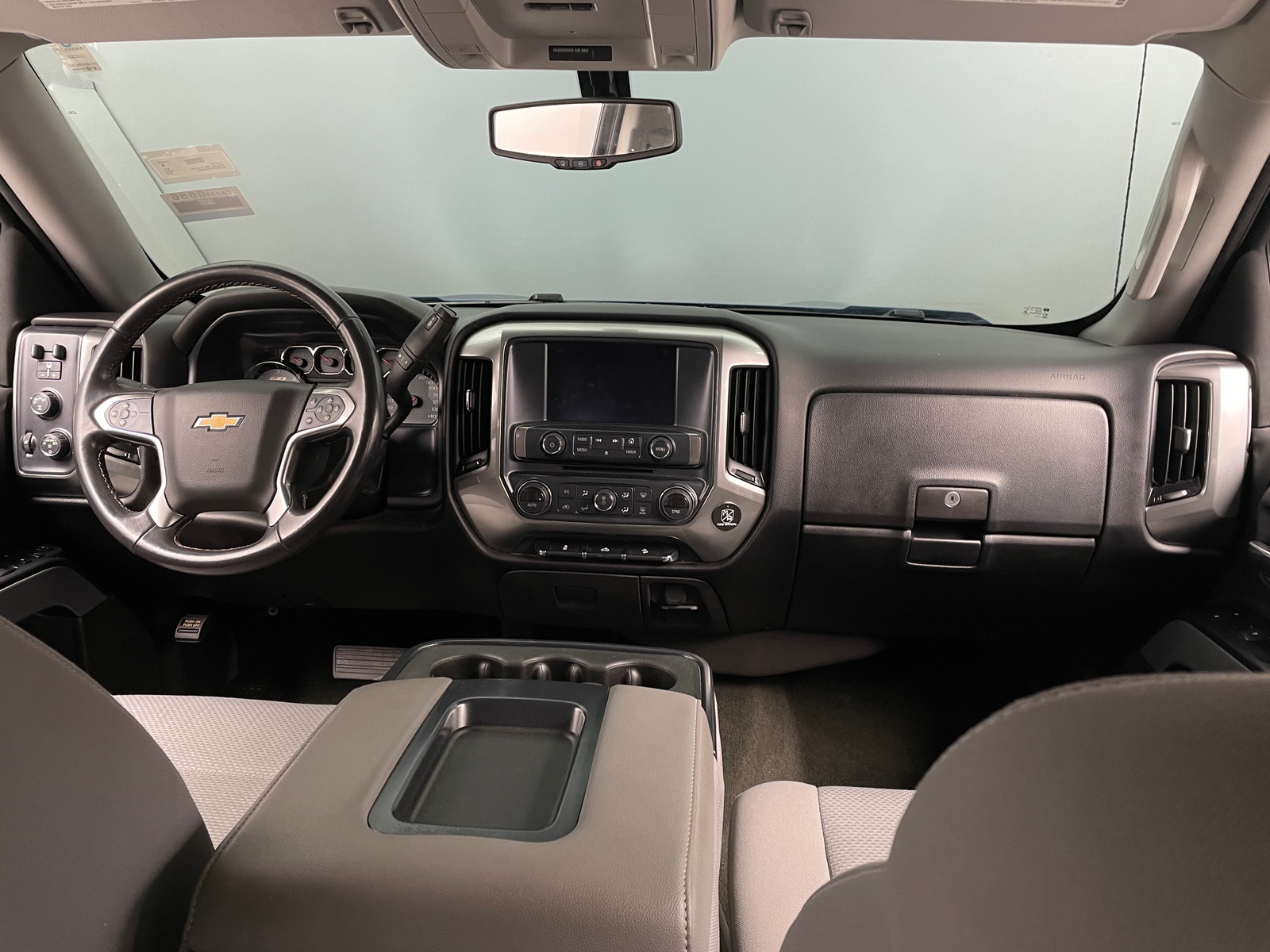 Thumbnail: 2018 Chevrolet Silverado 1500 - 3