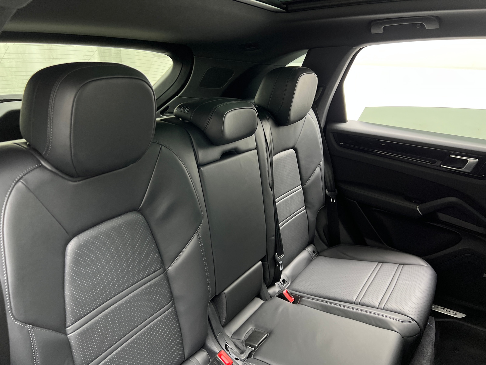 Thumbnail: 2021 Porsche Cayenne - 5