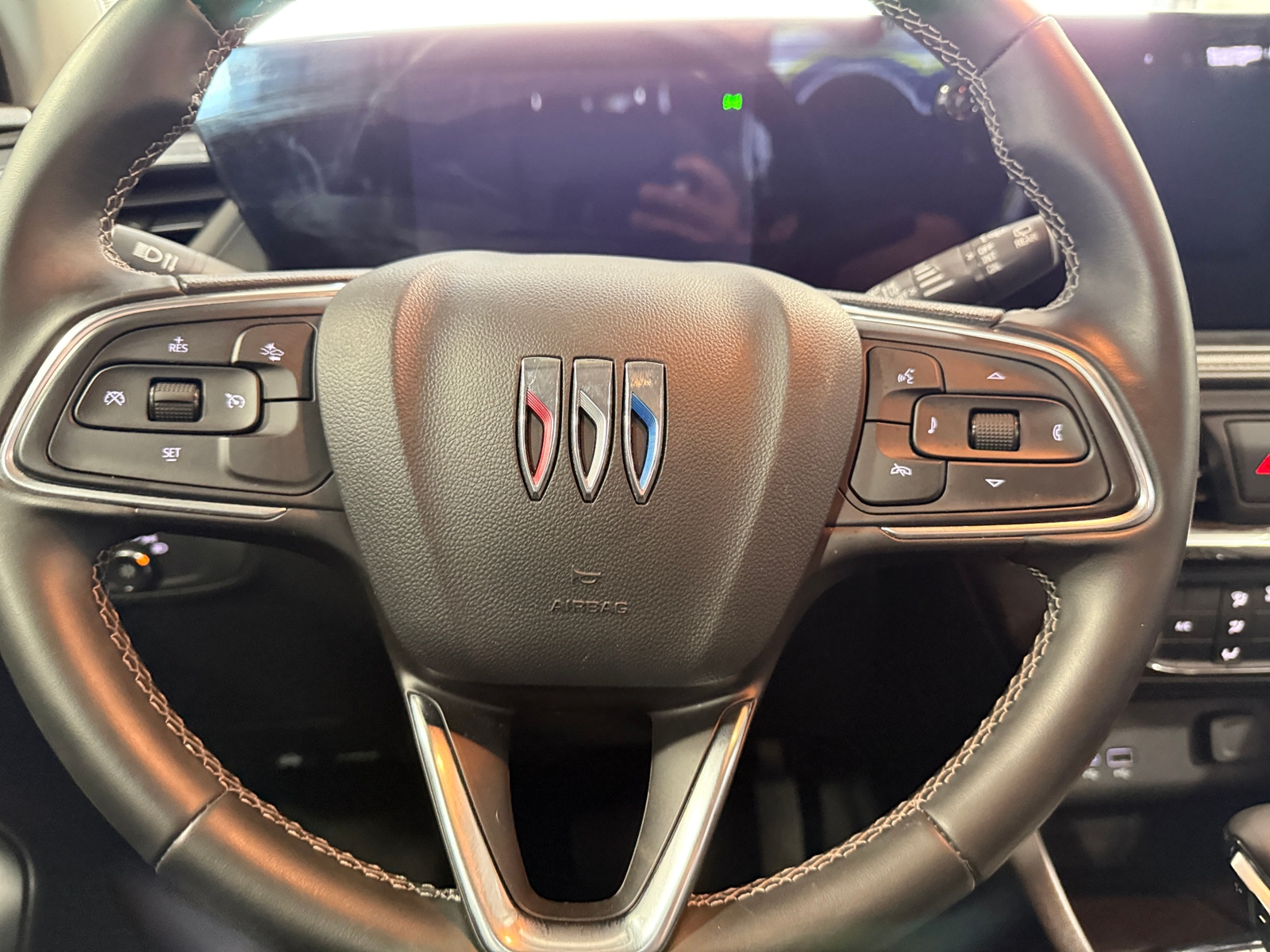 Thumbnail: 2025 Buick Encore GX - 5