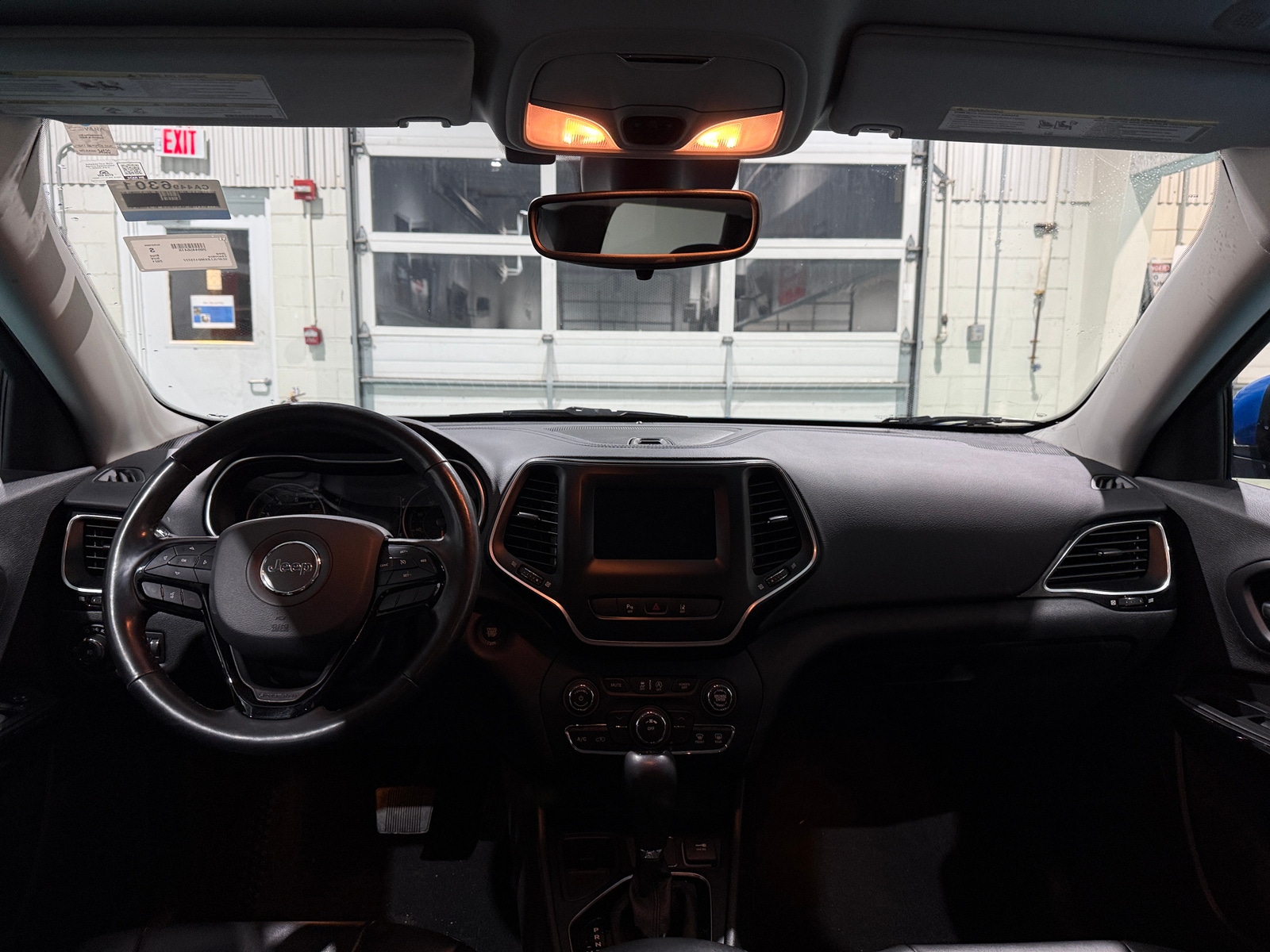 Thumbnail: 2021 Jeep Cherokee - 3