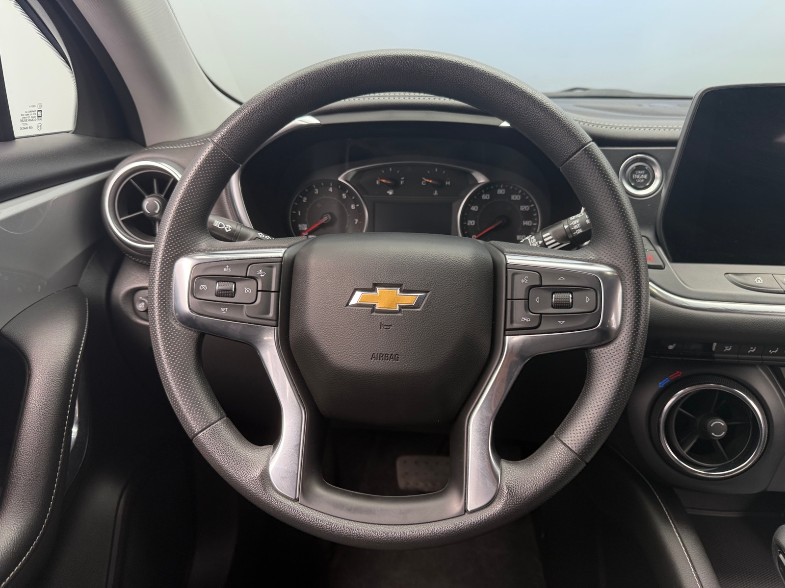 Thumbnail: 2025 Chevrolet Blazer - 5