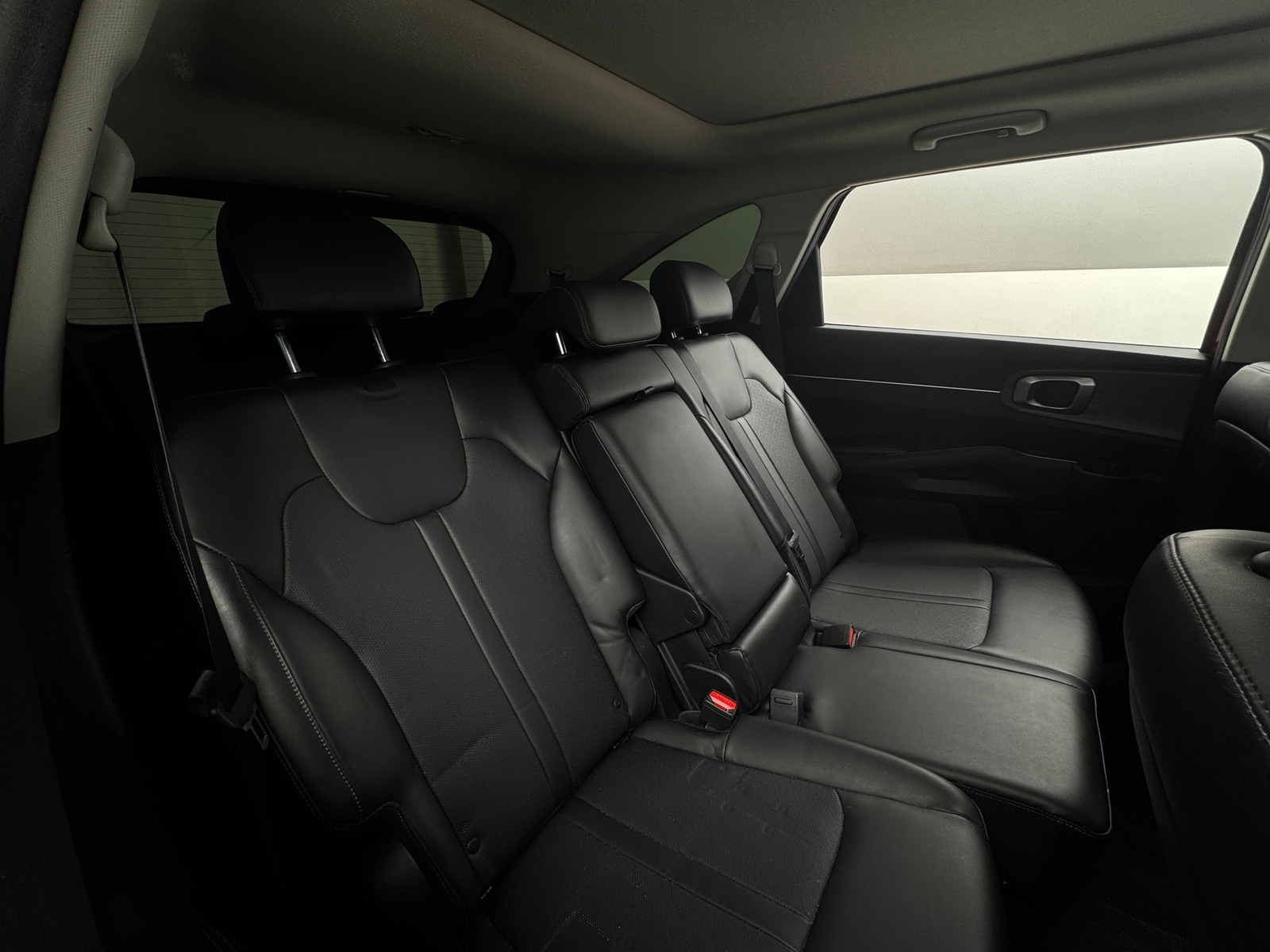 Thumbnail: 2022 Kia Sorento - 5