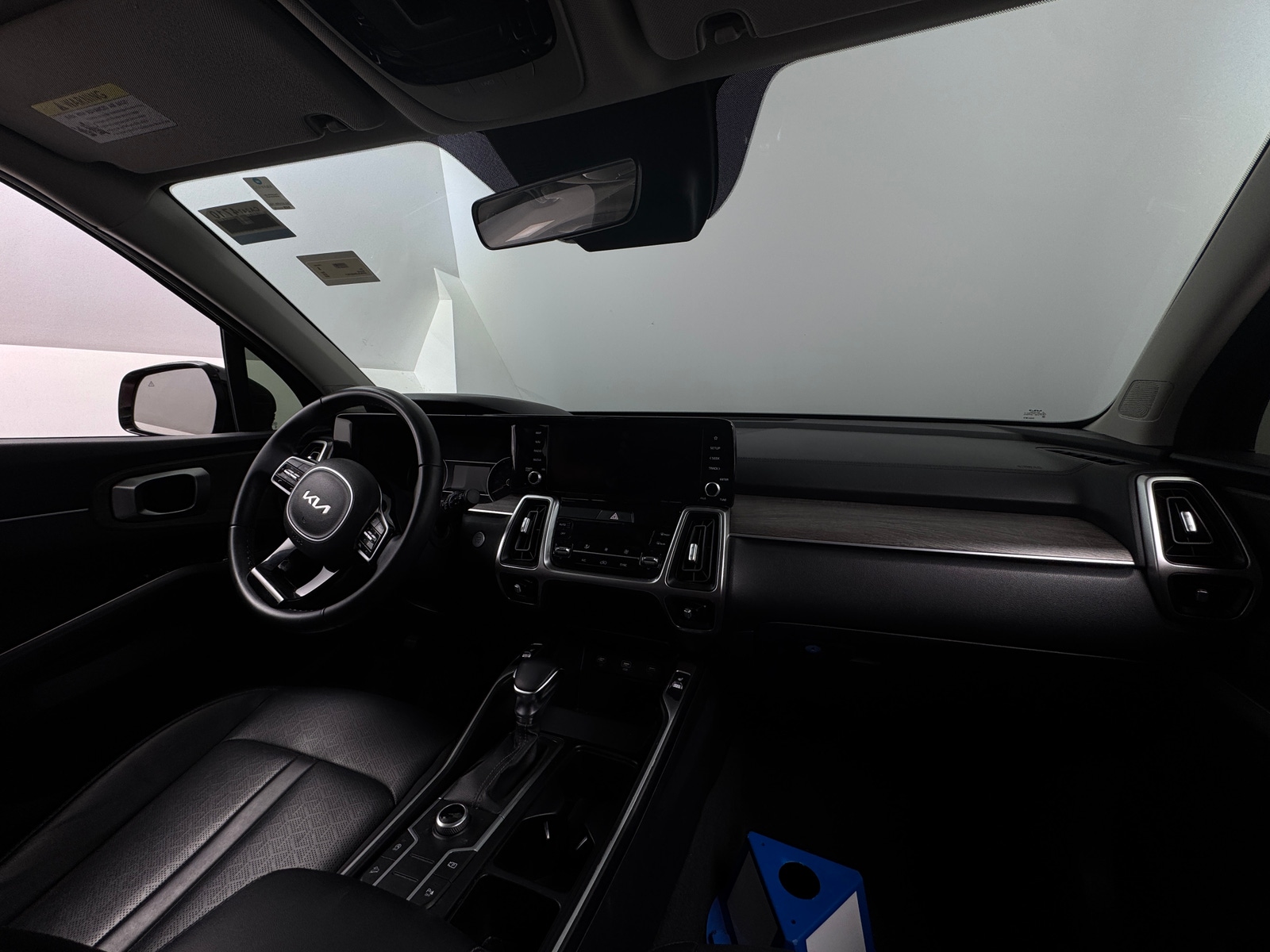 Thumbnail: 2022 Kia Sorento - 2