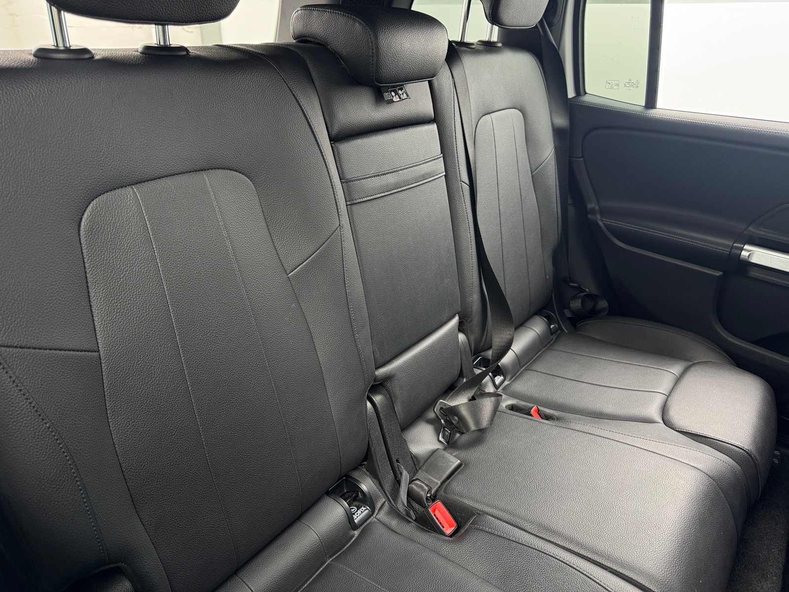 Thumbnail: 2020 Mercedes-Benz GLB - 5