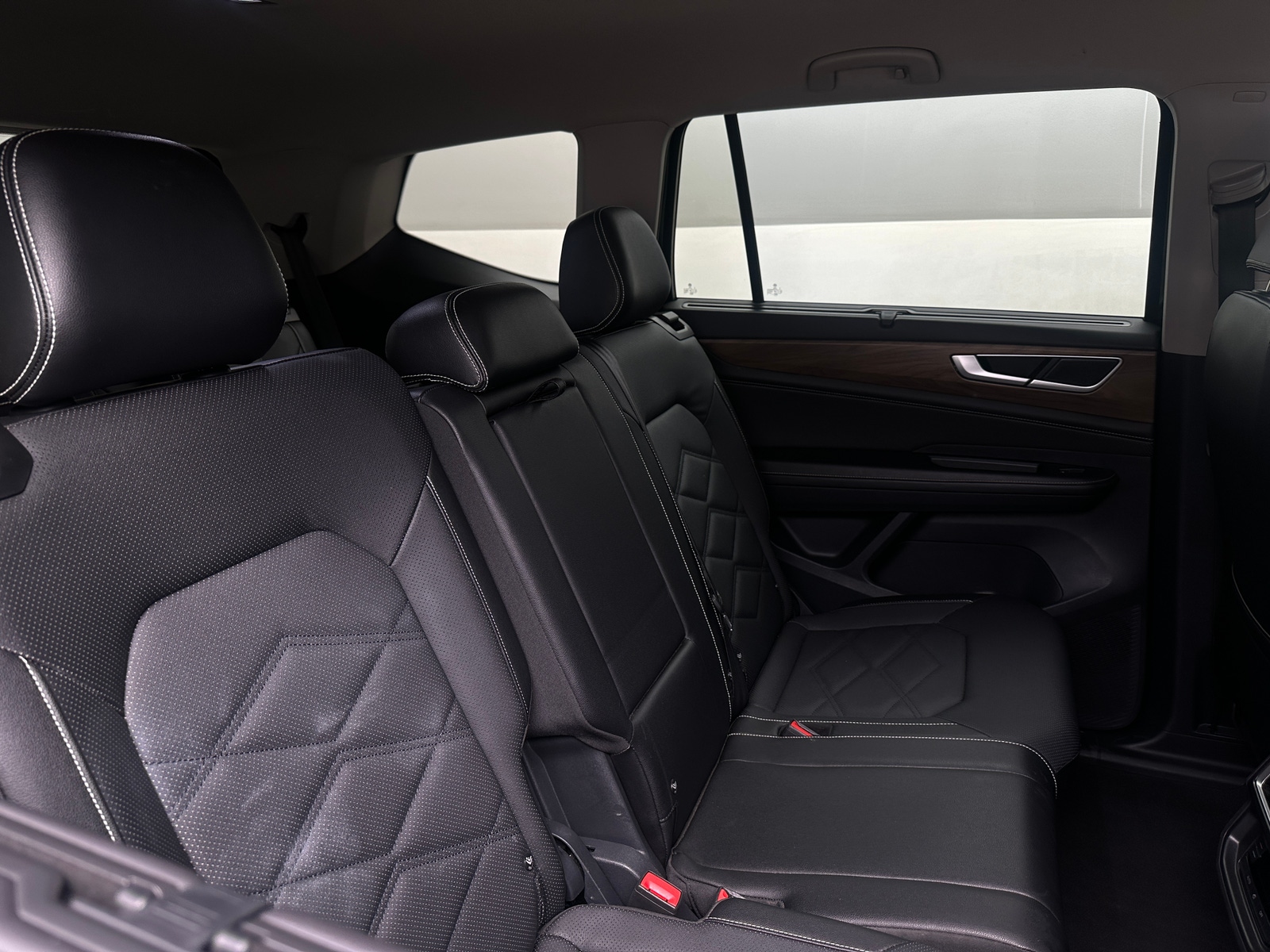 Thumbnail: 2025 Volkswagen Atlas - 5