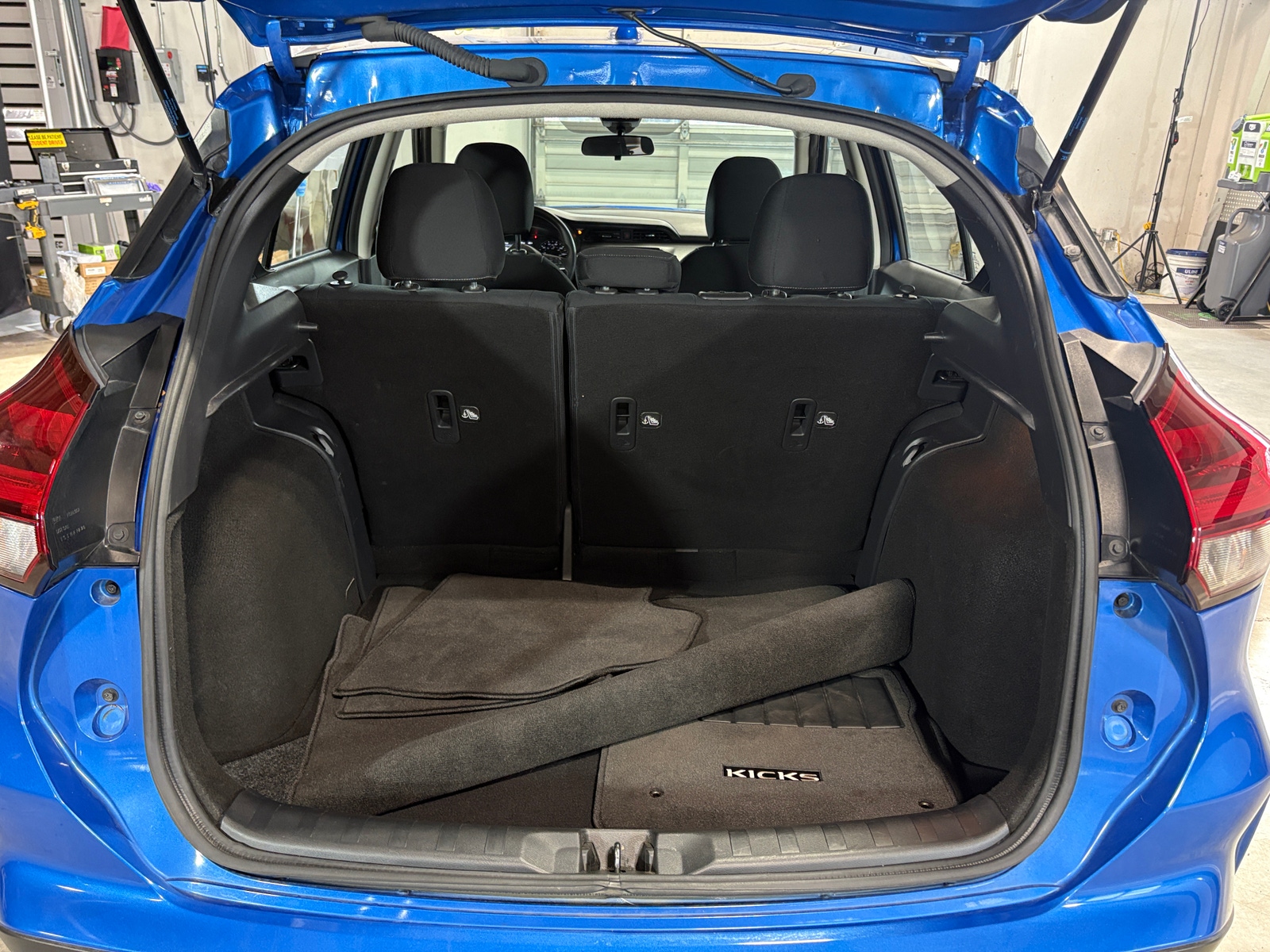 Thumbnail: 2021 Nissan Kicks - 7