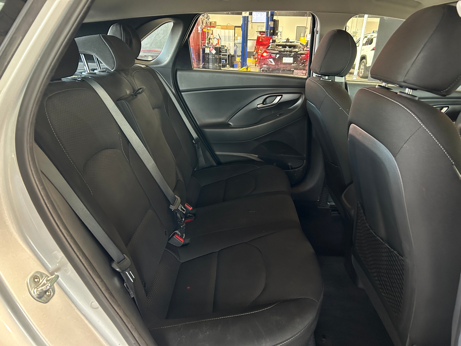 Thumbnail: 2018 Hyundai Elantra - 6