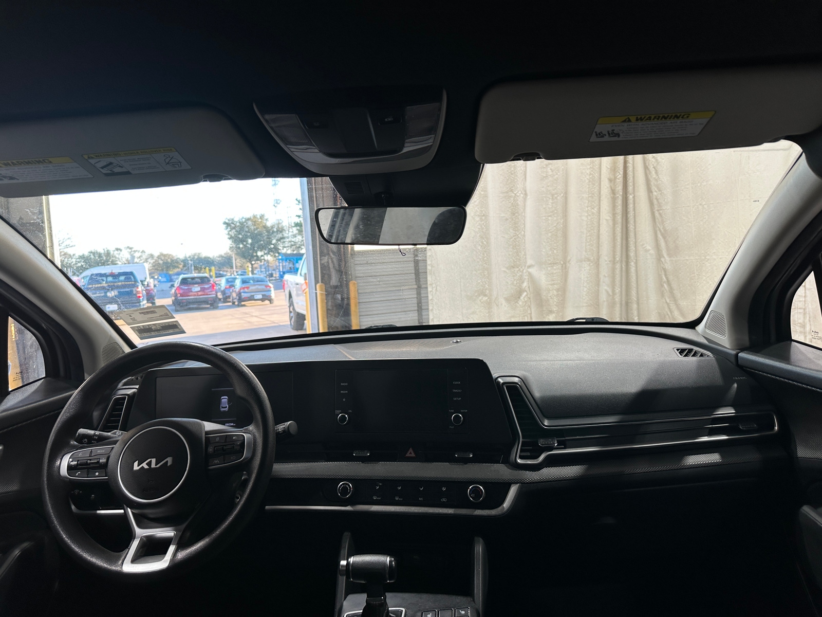 Thumbnail: 2023 Kia Sportage - 3