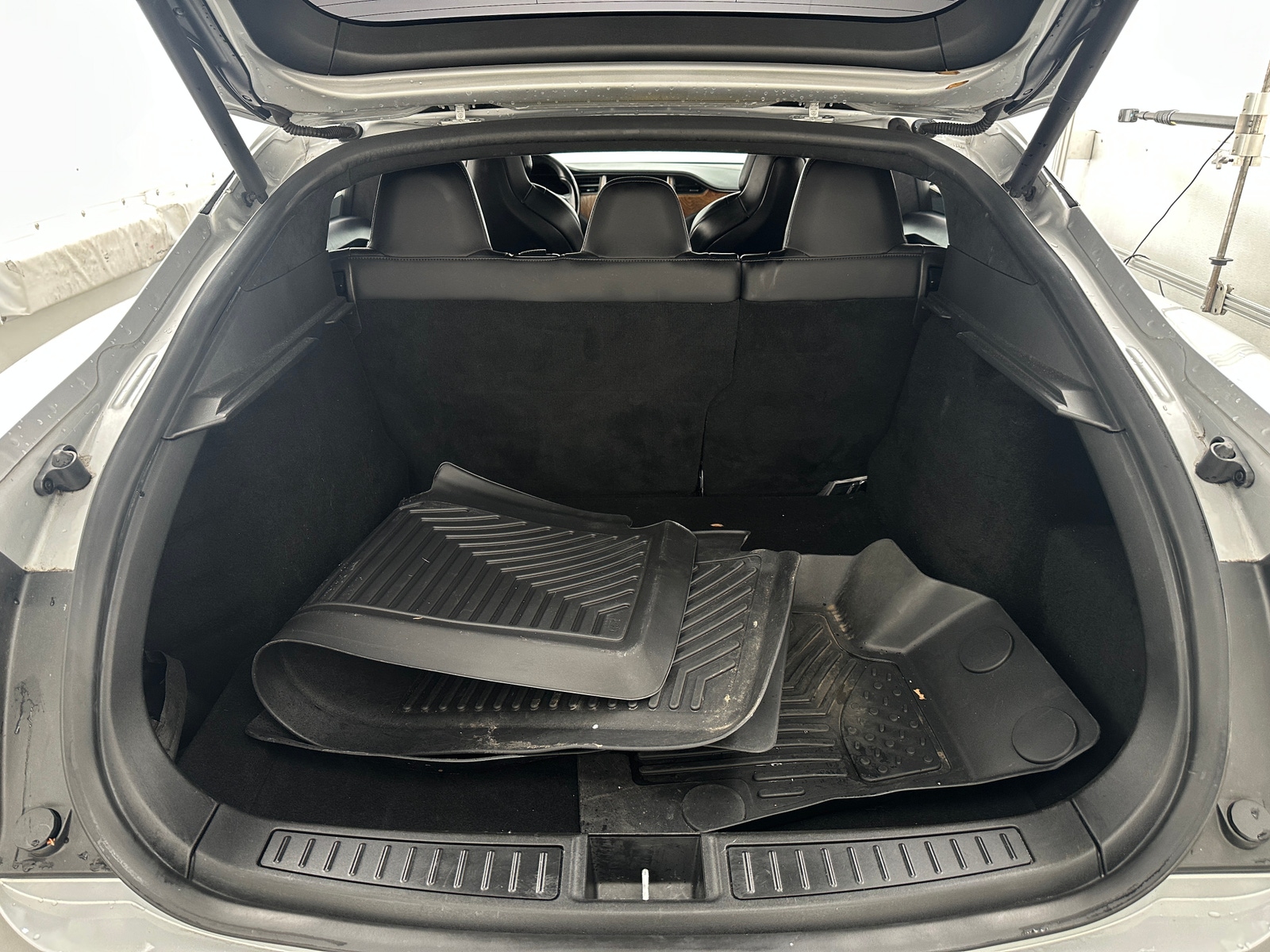 Thumbnail: 2018 Tesla Model S - 6