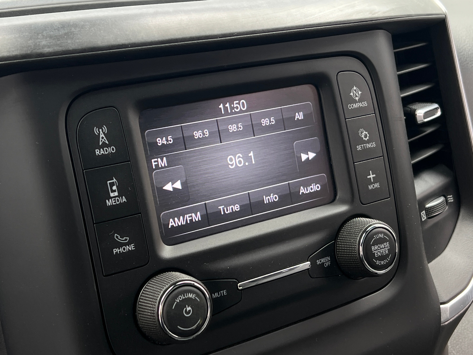 Thumbnail: 2022 RAM 1500 - 4