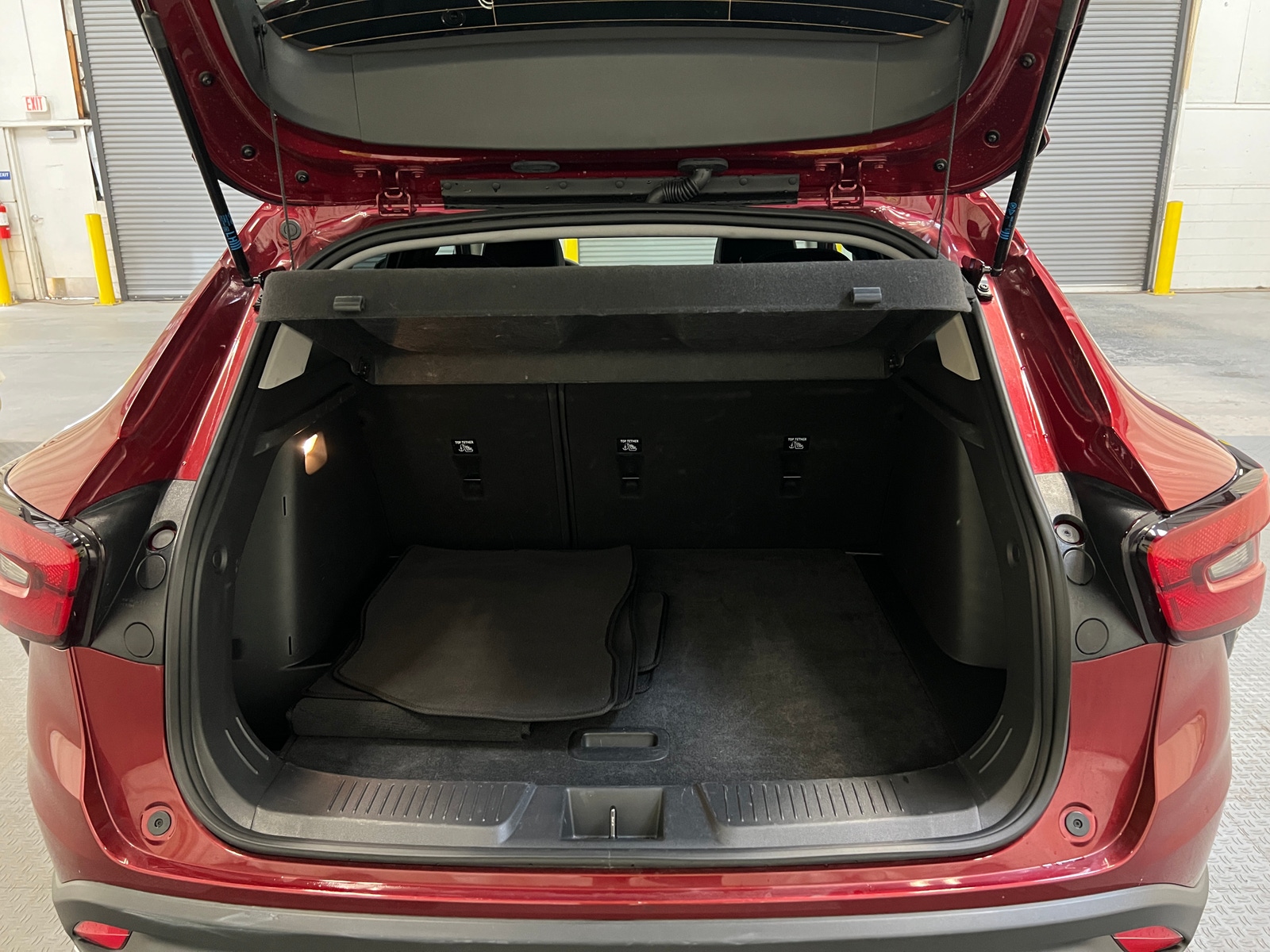 Thumbnail: 2025 Chevrolet Trax - 7