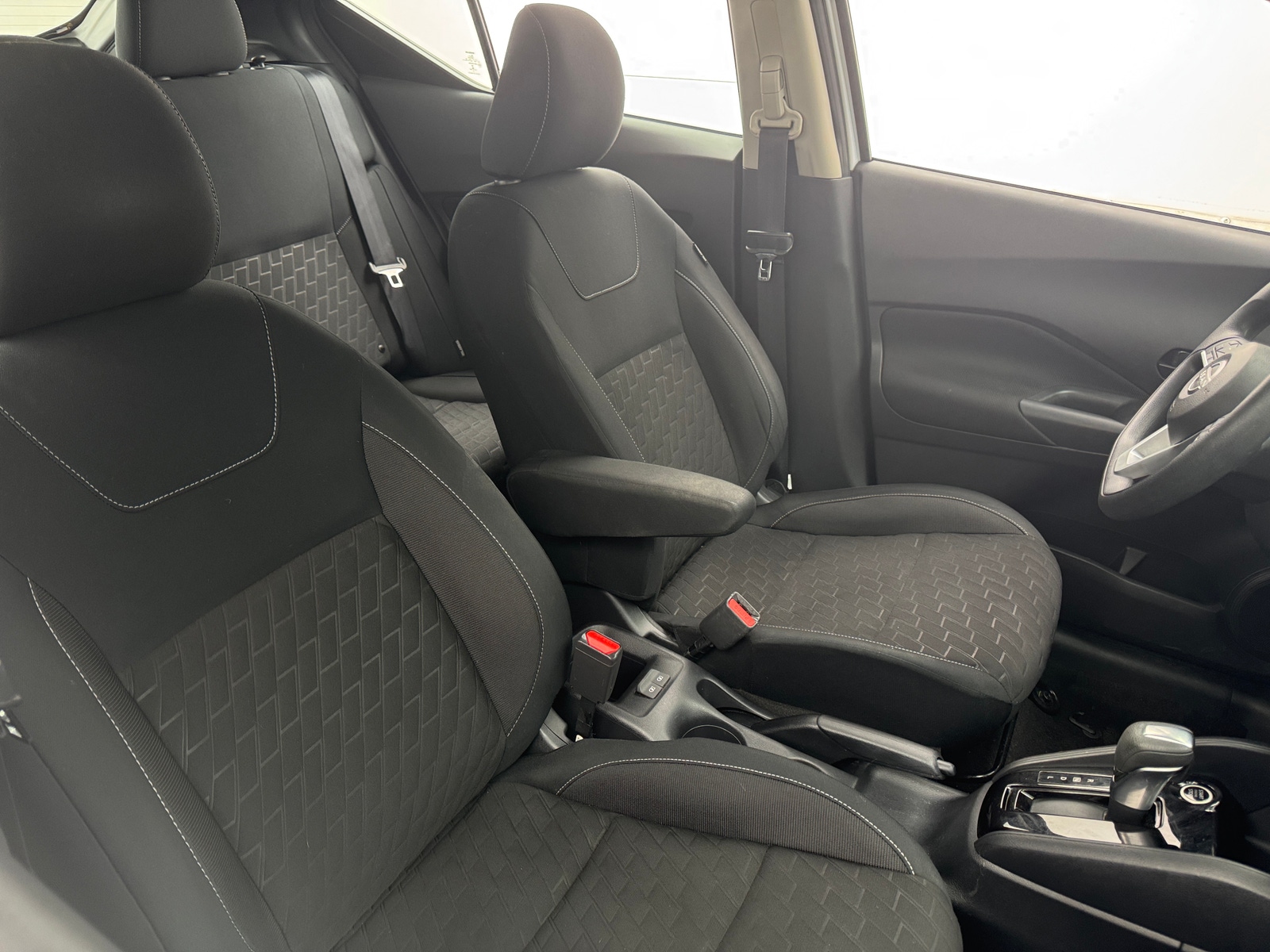 Thumbnail: 2022 Nissan Kicks - 2