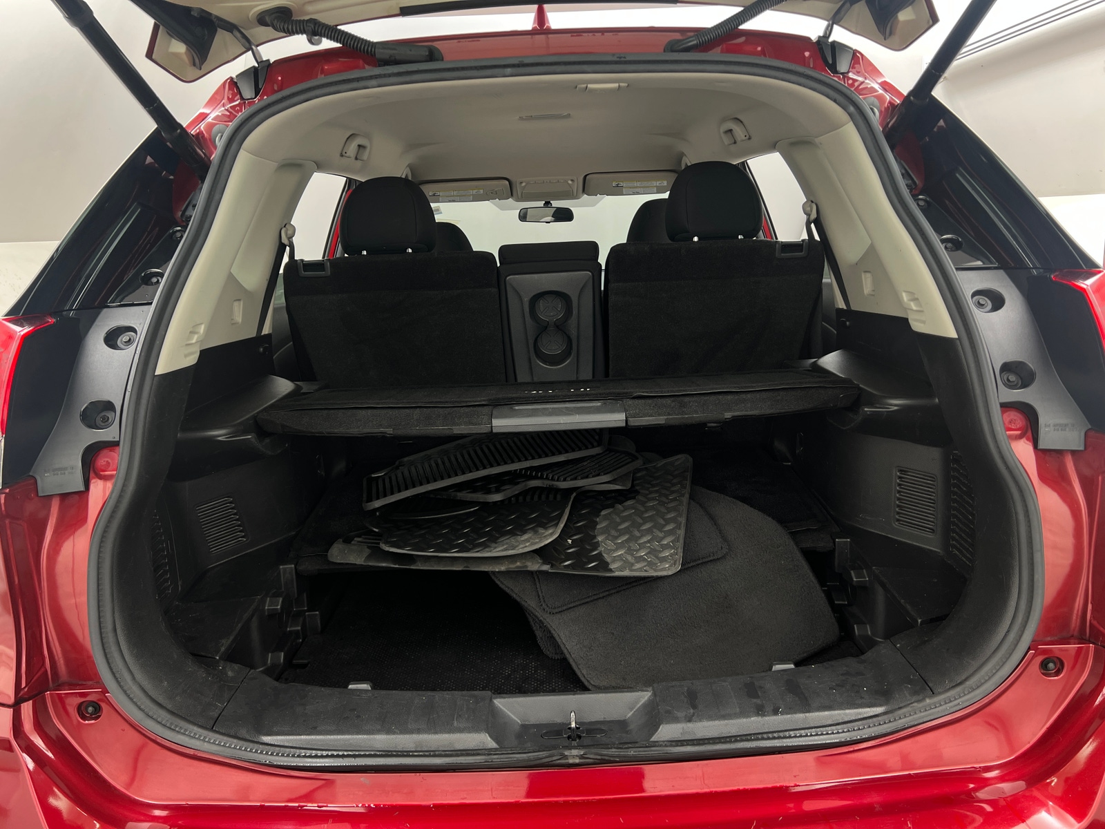 Thumbnail: 2018 Nissan Rogue - 7