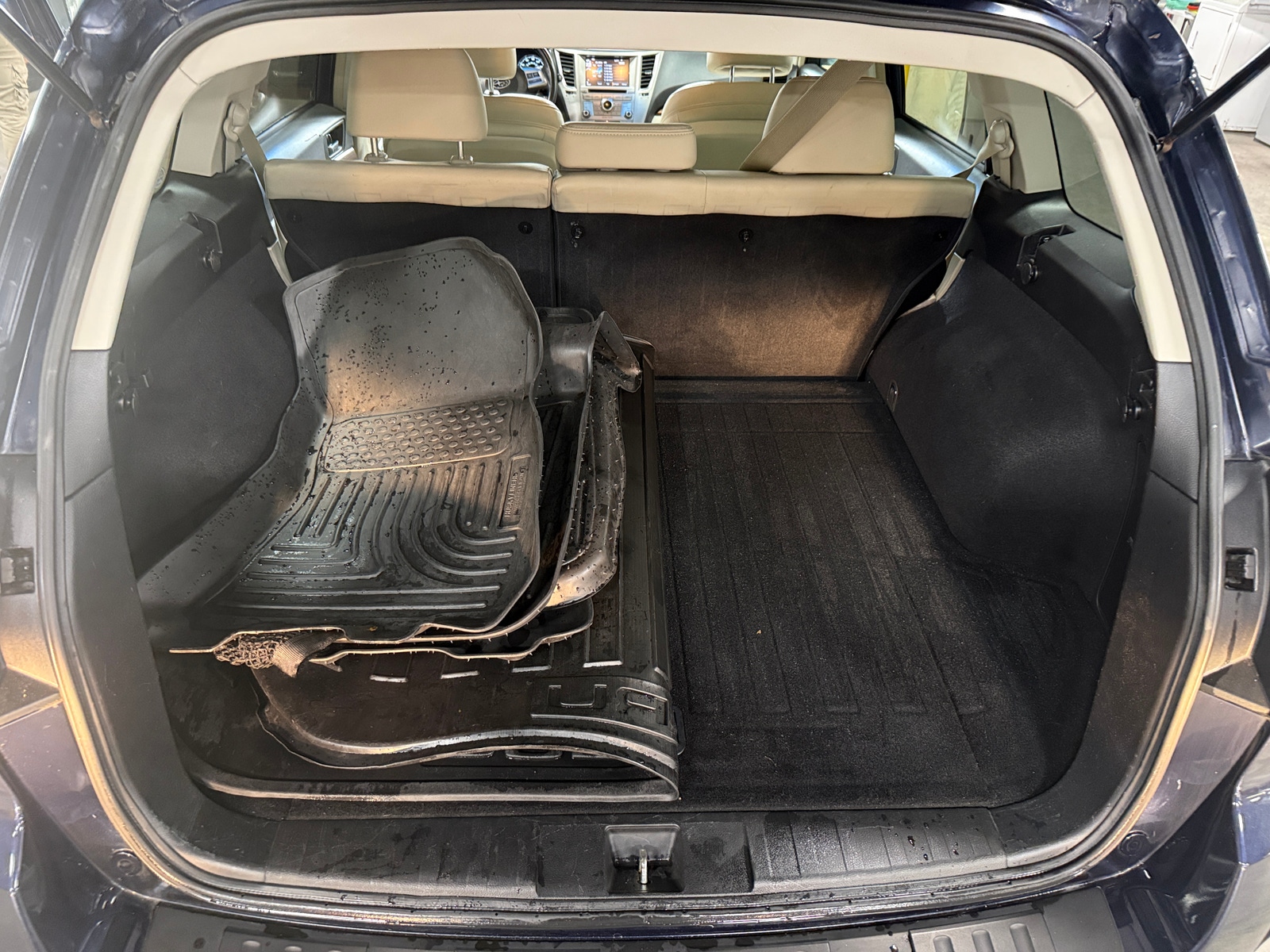 Thumbnail: 2014 Subaru Outback - 6