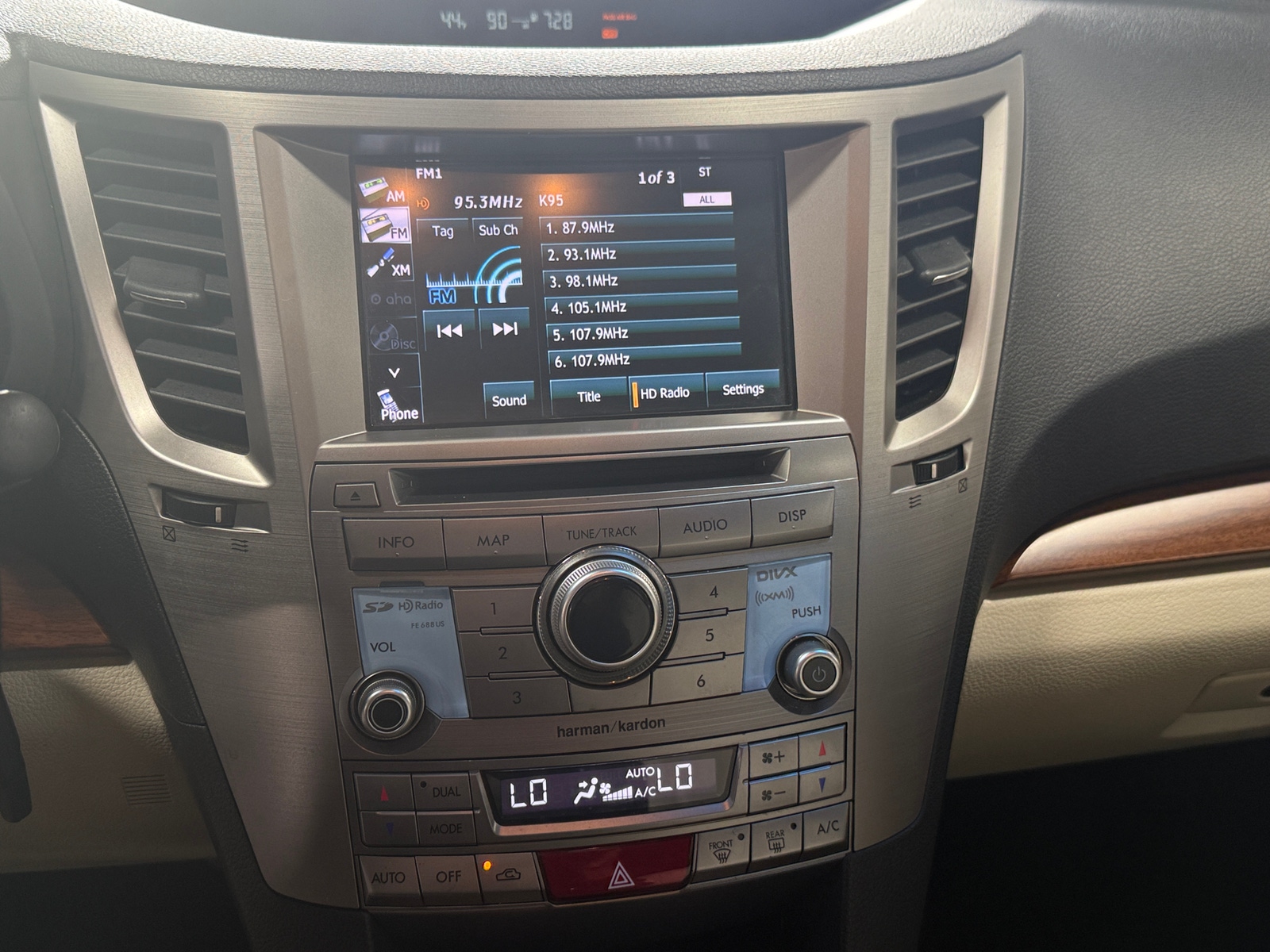 Thumbnail: 2014 Subaru Outback - 3