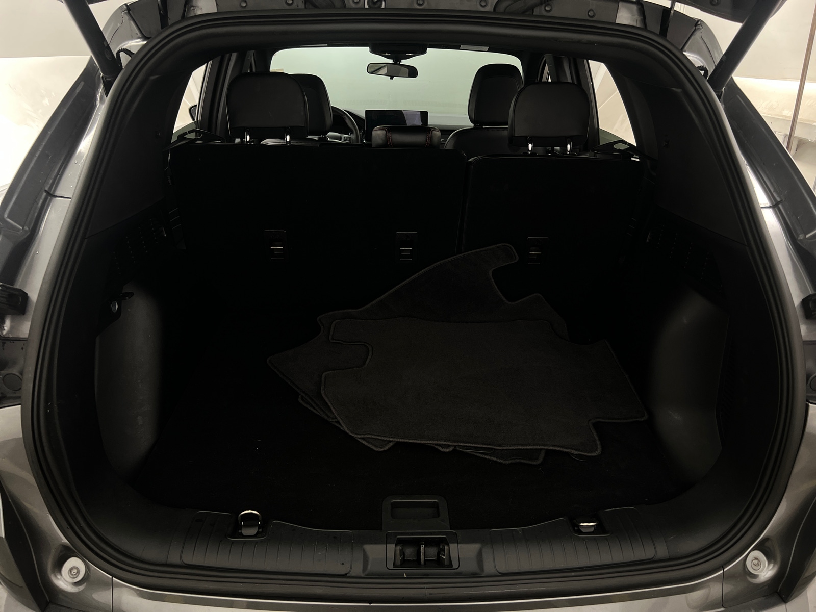 Thumbnail: 2023 Ford Escape - 7