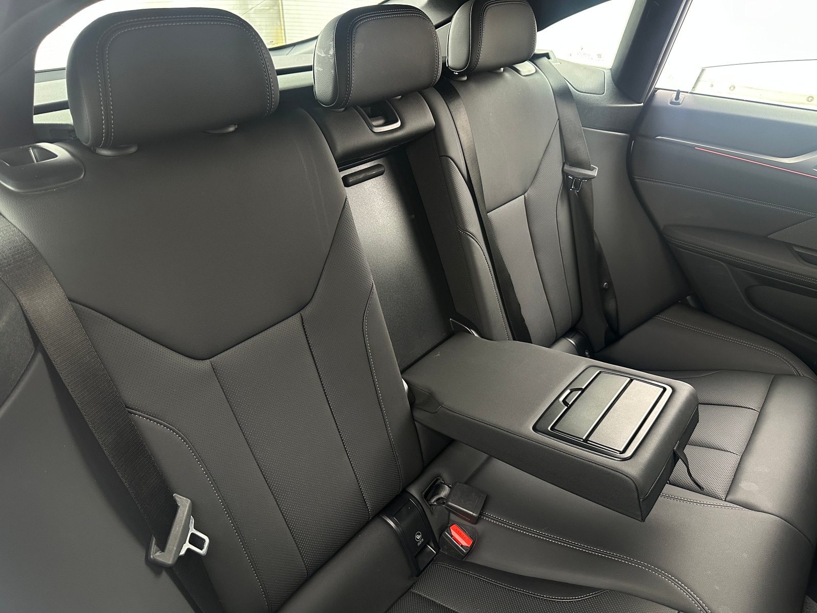 Thumbnail: 2025 BMW 4 Series - 5