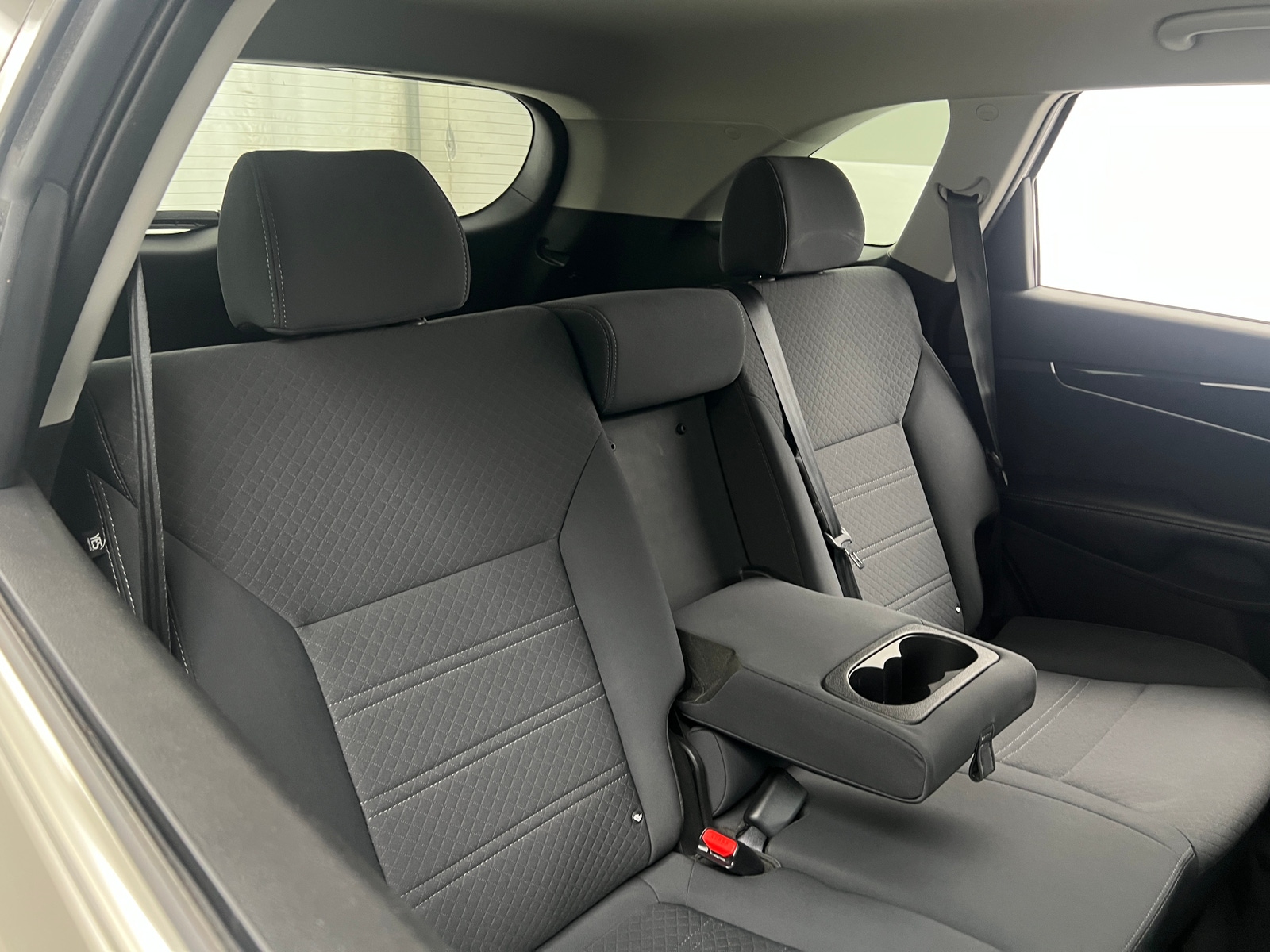 Thumbnail: 2017 Kia Sorento - 6