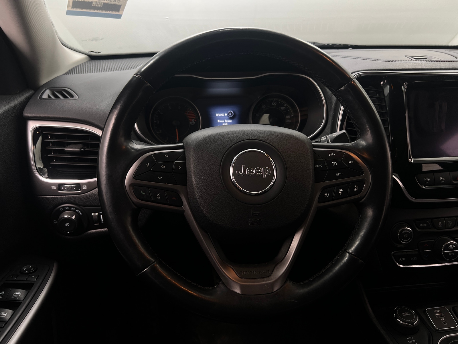 Thumbnail: 2021 Jeep Cherokee - 4