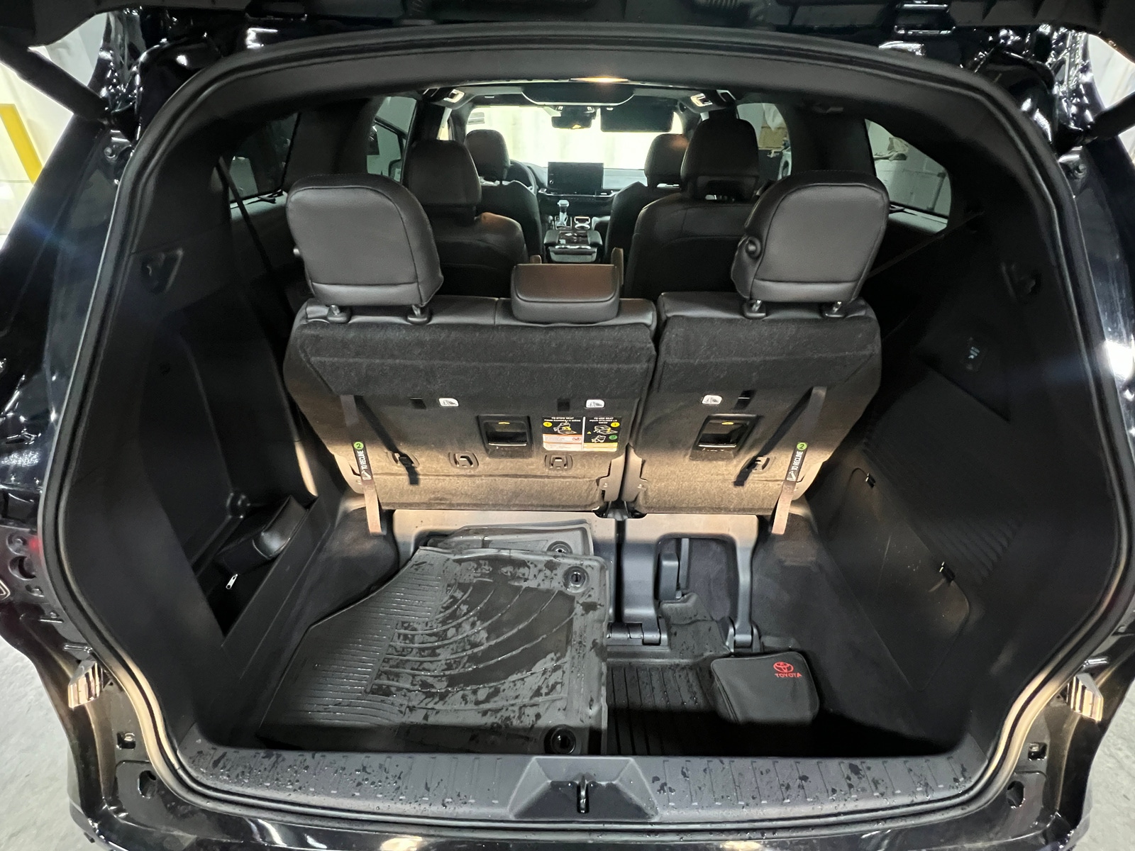 Thumbnail: 2025 Toyota Sienna - 6