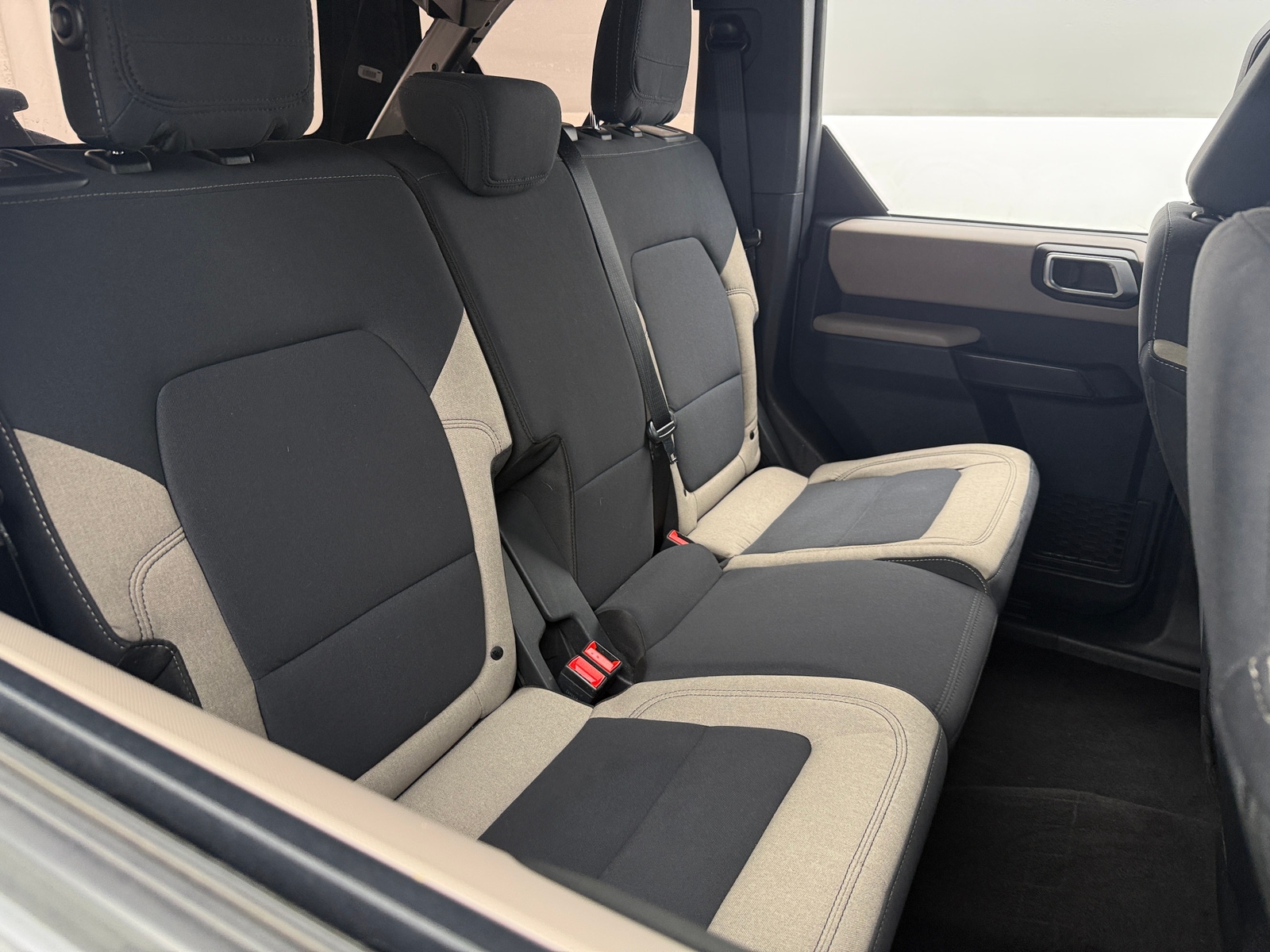 Thumbnail: 2022 Ford Bronco - 6