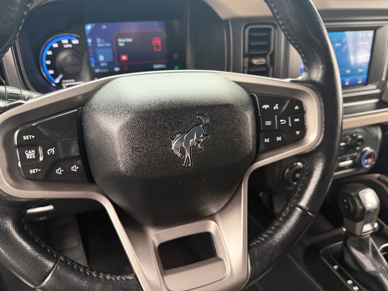 Thumbnail: 2022 Ford Bronco - 5