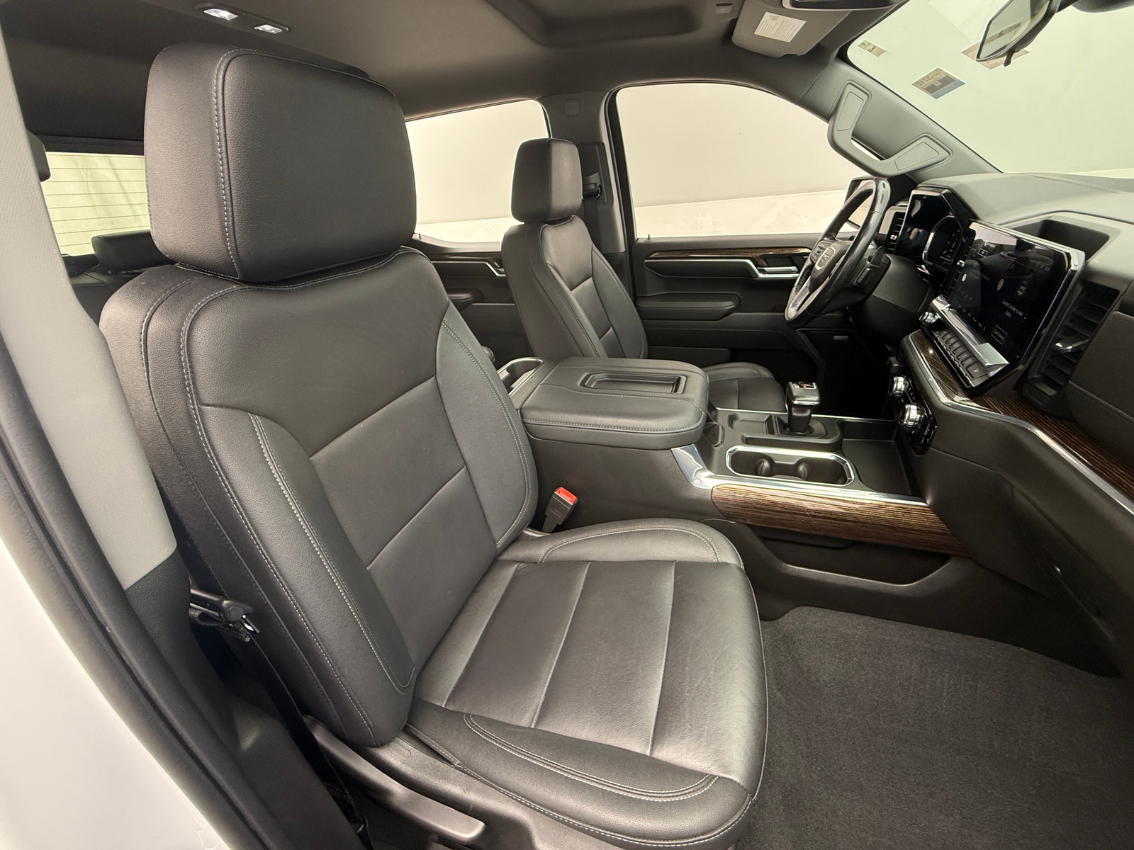 Thumbnail: 2022 GMC Sierra 1500 - 2