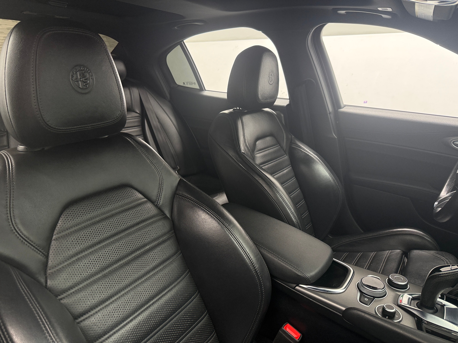 Thumbnail: 2020 Alfa Romeo Giulia - 2