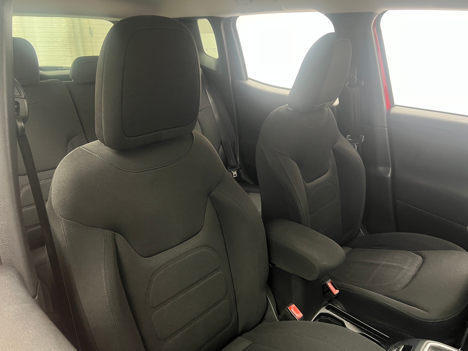 Thumbnail: 2018 Jeep Renegade - 2