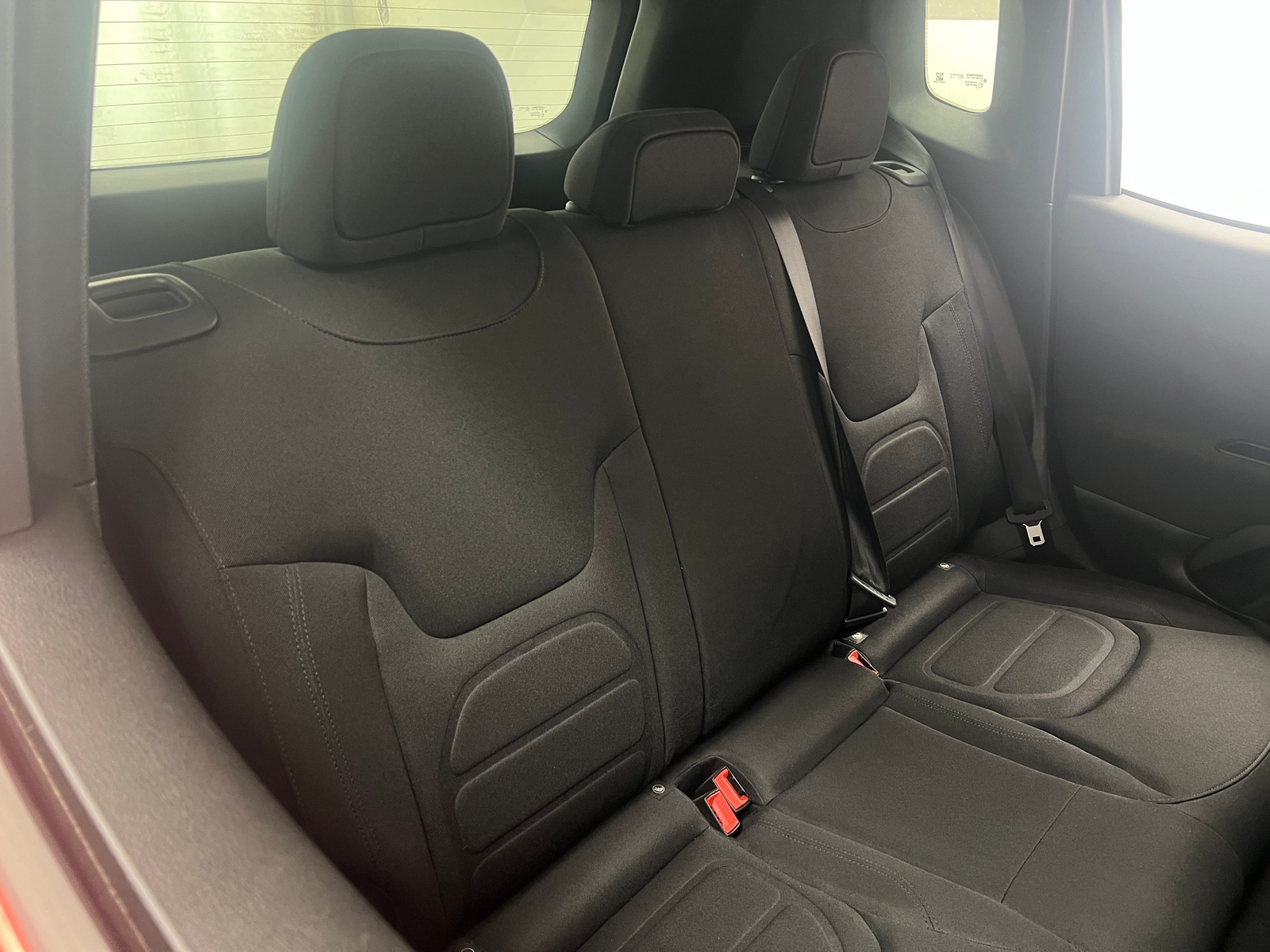 Thumbnail: 2018 Jeep Renegade - 6