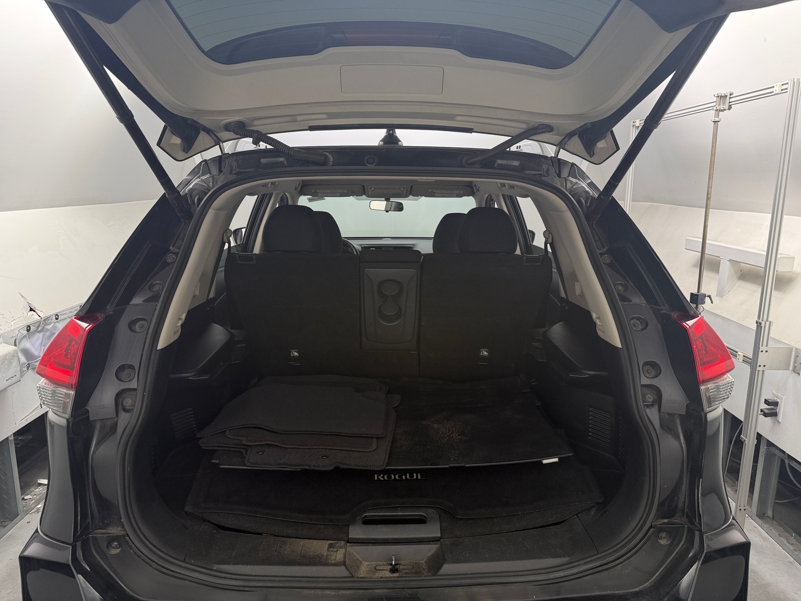 Thumbnail: 2018 Nissan Rogue - 7