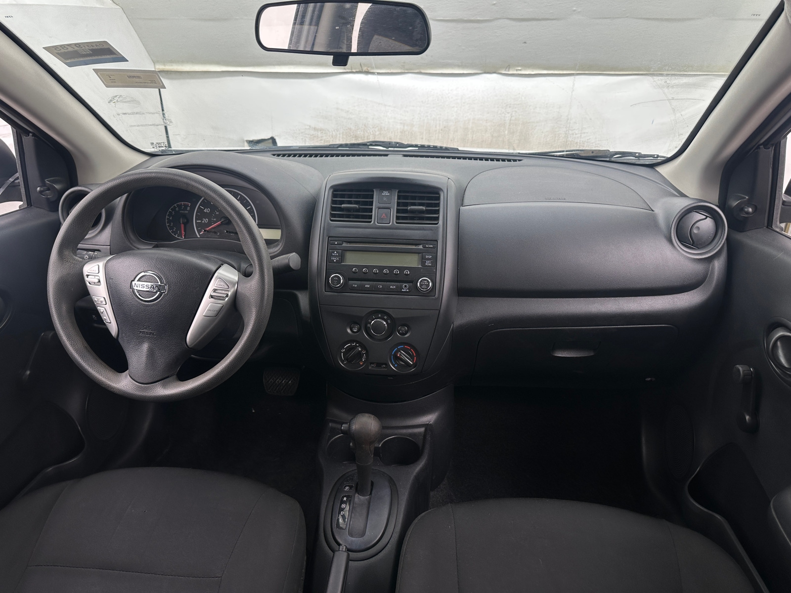Thumbnail: 2015 Nissan Versa - 3